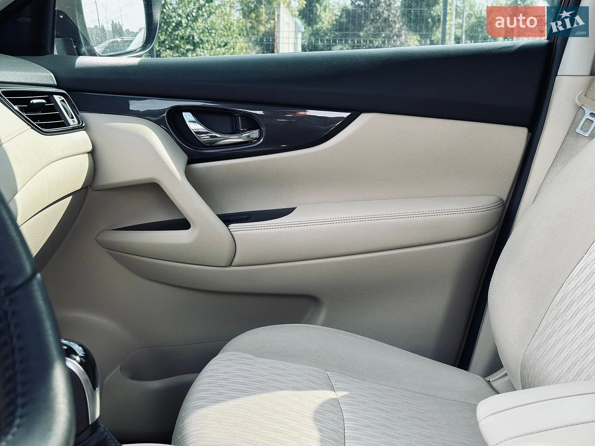 2019 Nissan Rogue - мініатюра 37