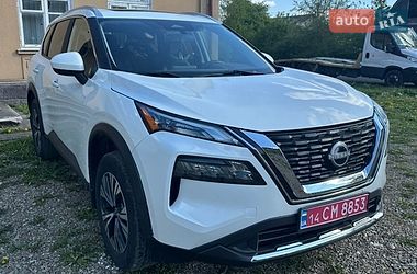Внедорожник / Кроссовер Nissan Rogue 2023 в Самборе