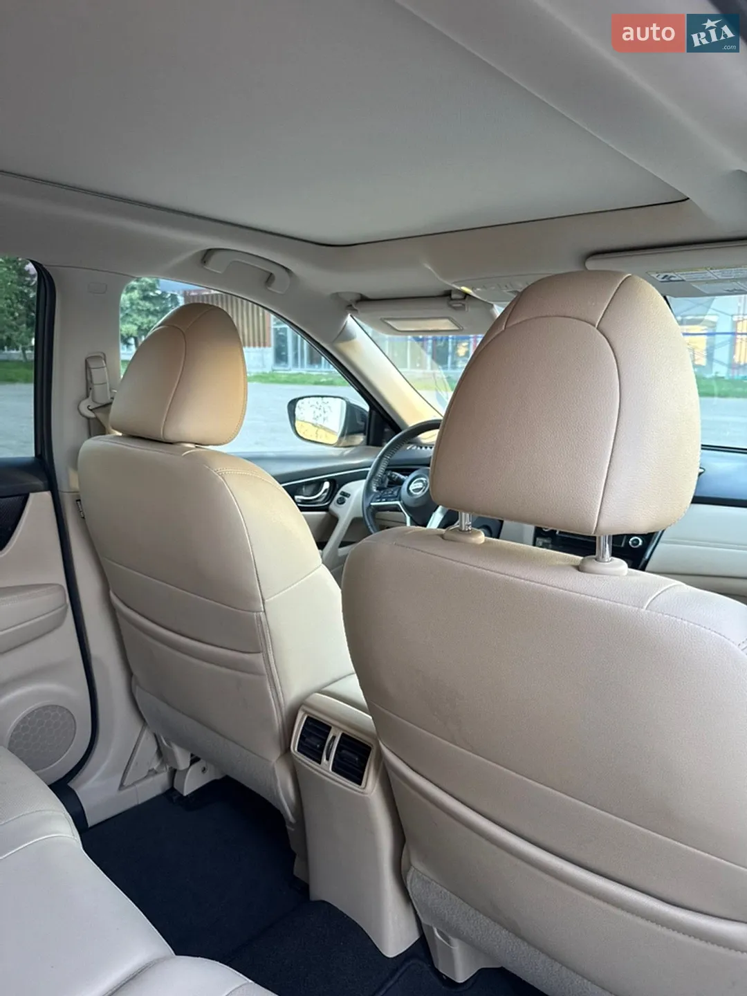 2019 Nissan Rogue - мініатюра 14