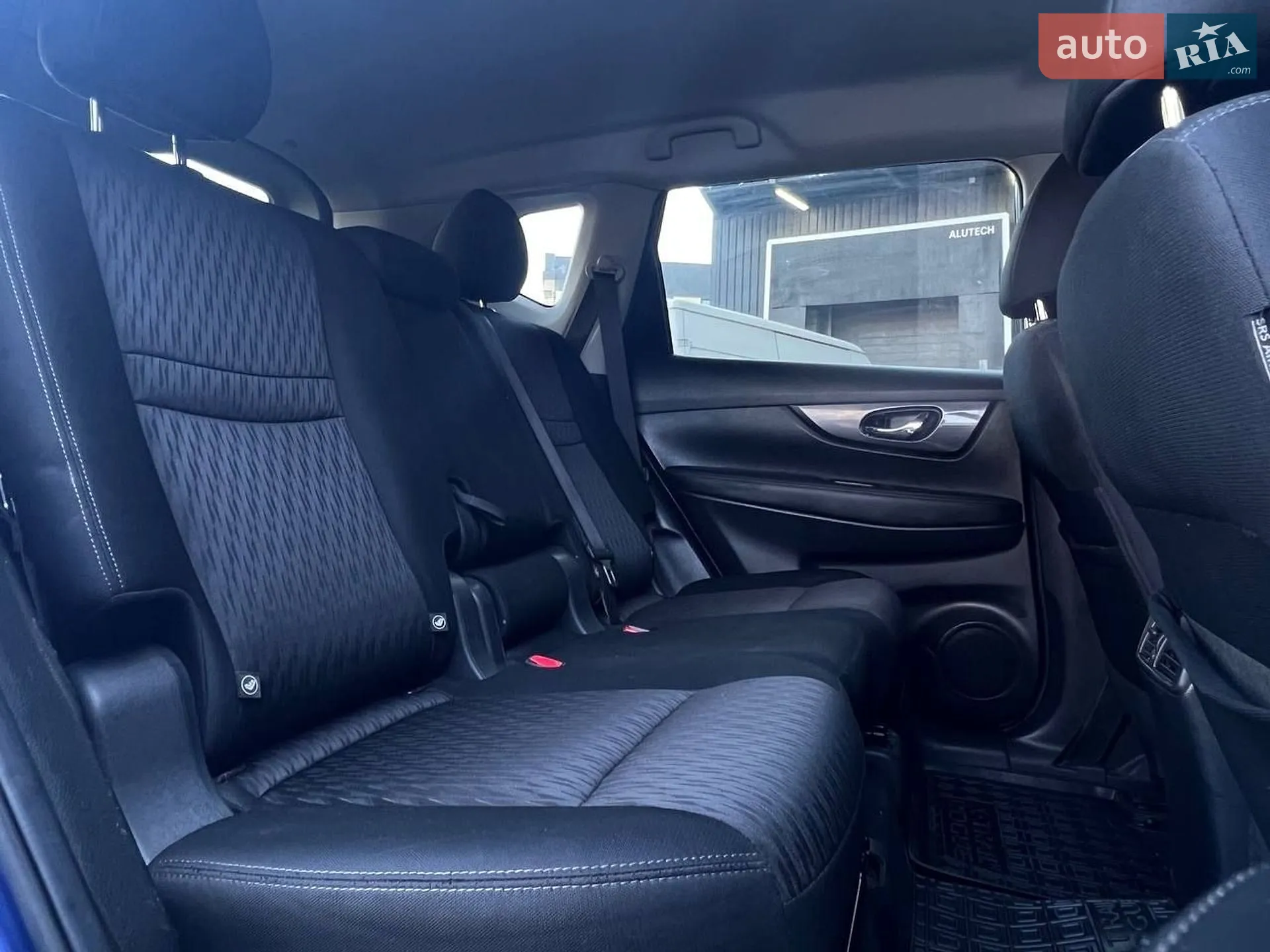 2018 Nissan Rogue - мініатюра 15