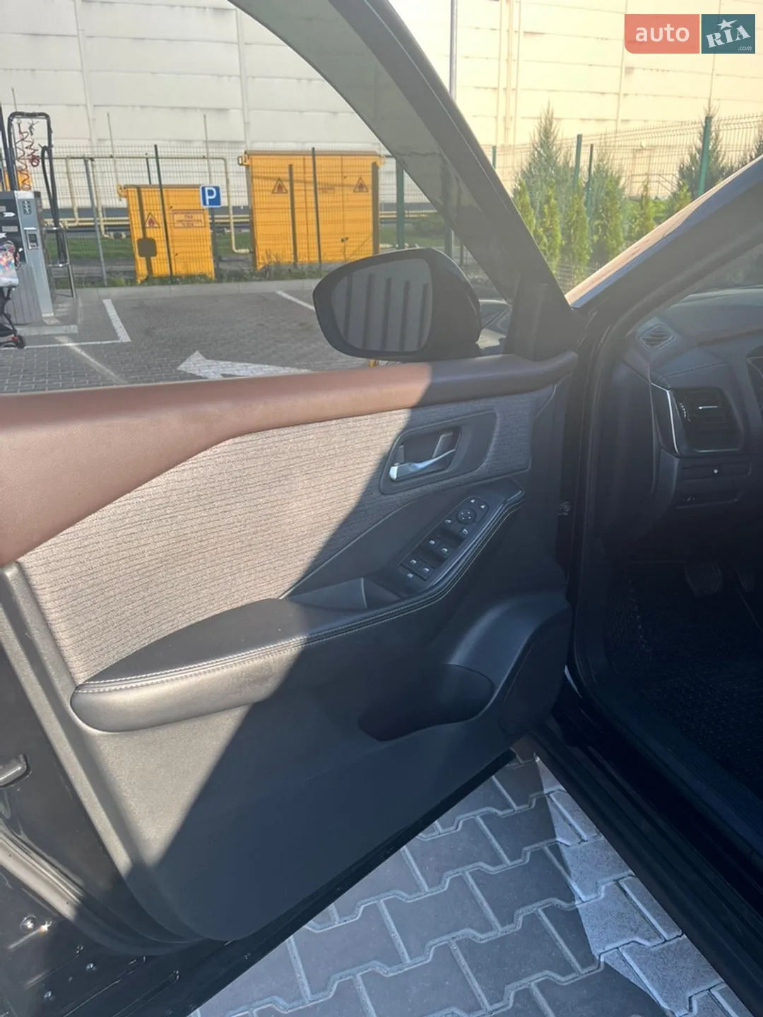 2021 Nissan Rogue - мініатюра 21