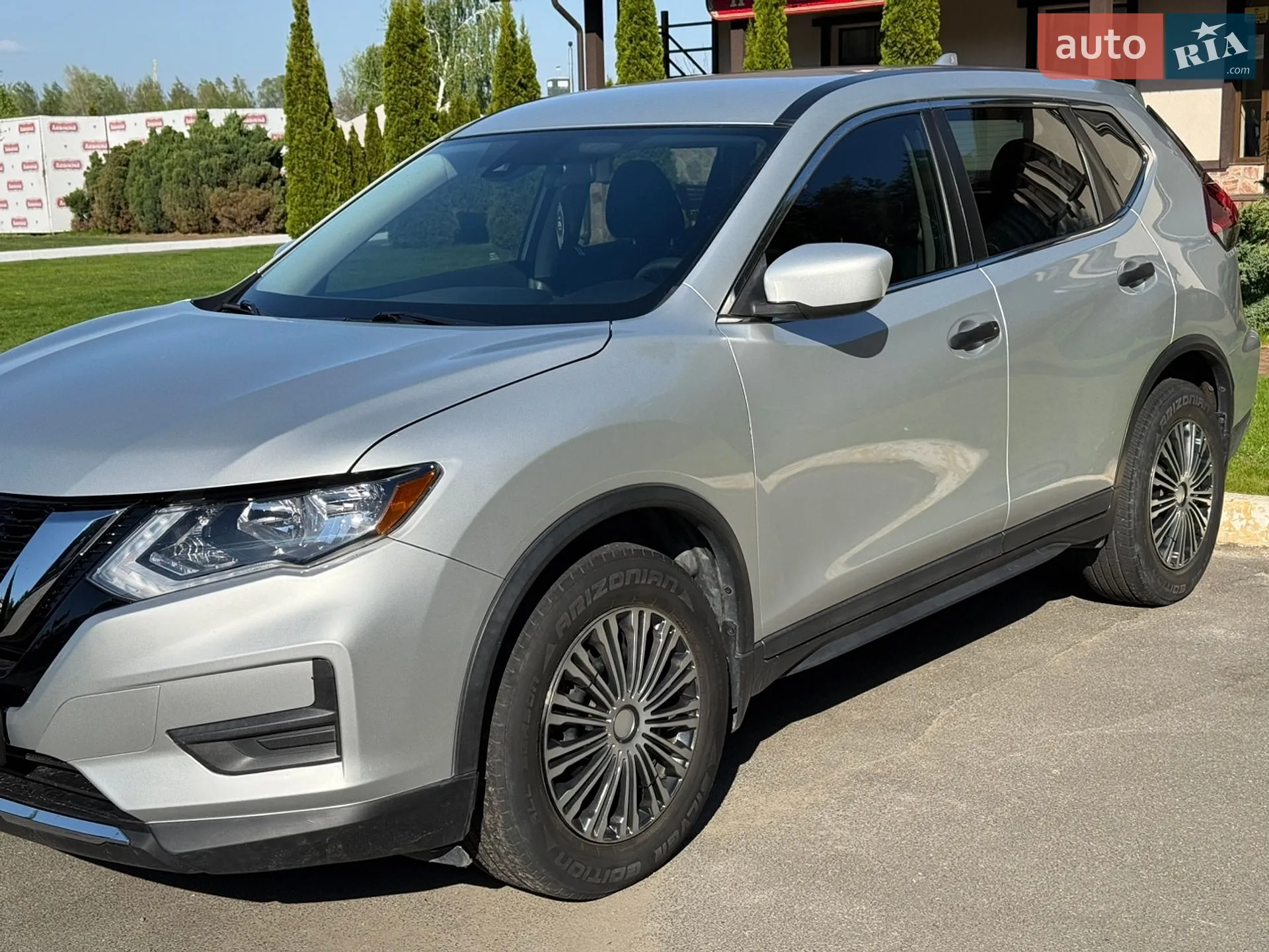 2019 Nissan Rogue - мініатюра 9
