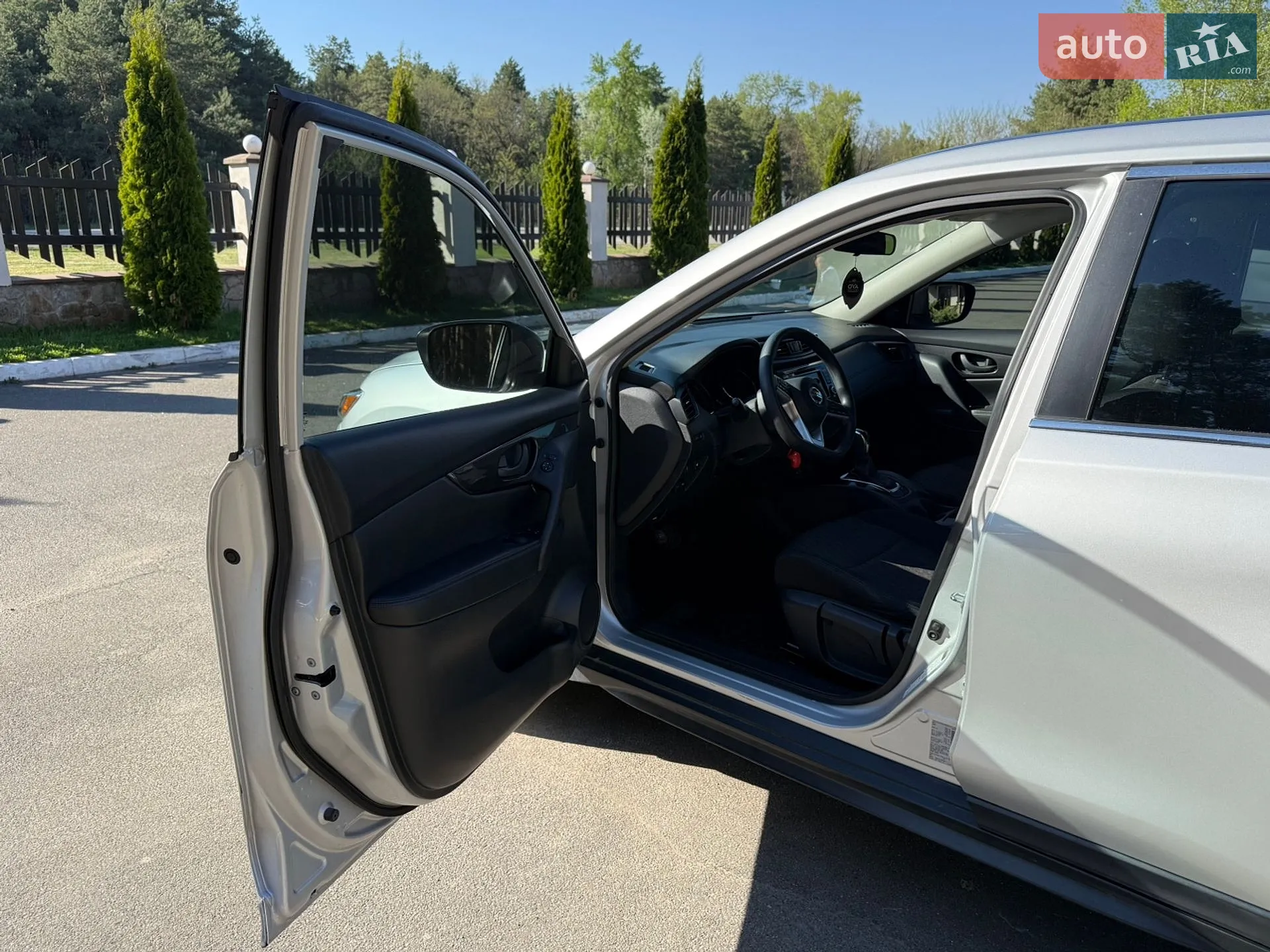 2019 Nissan Rogue - мініатюра 14