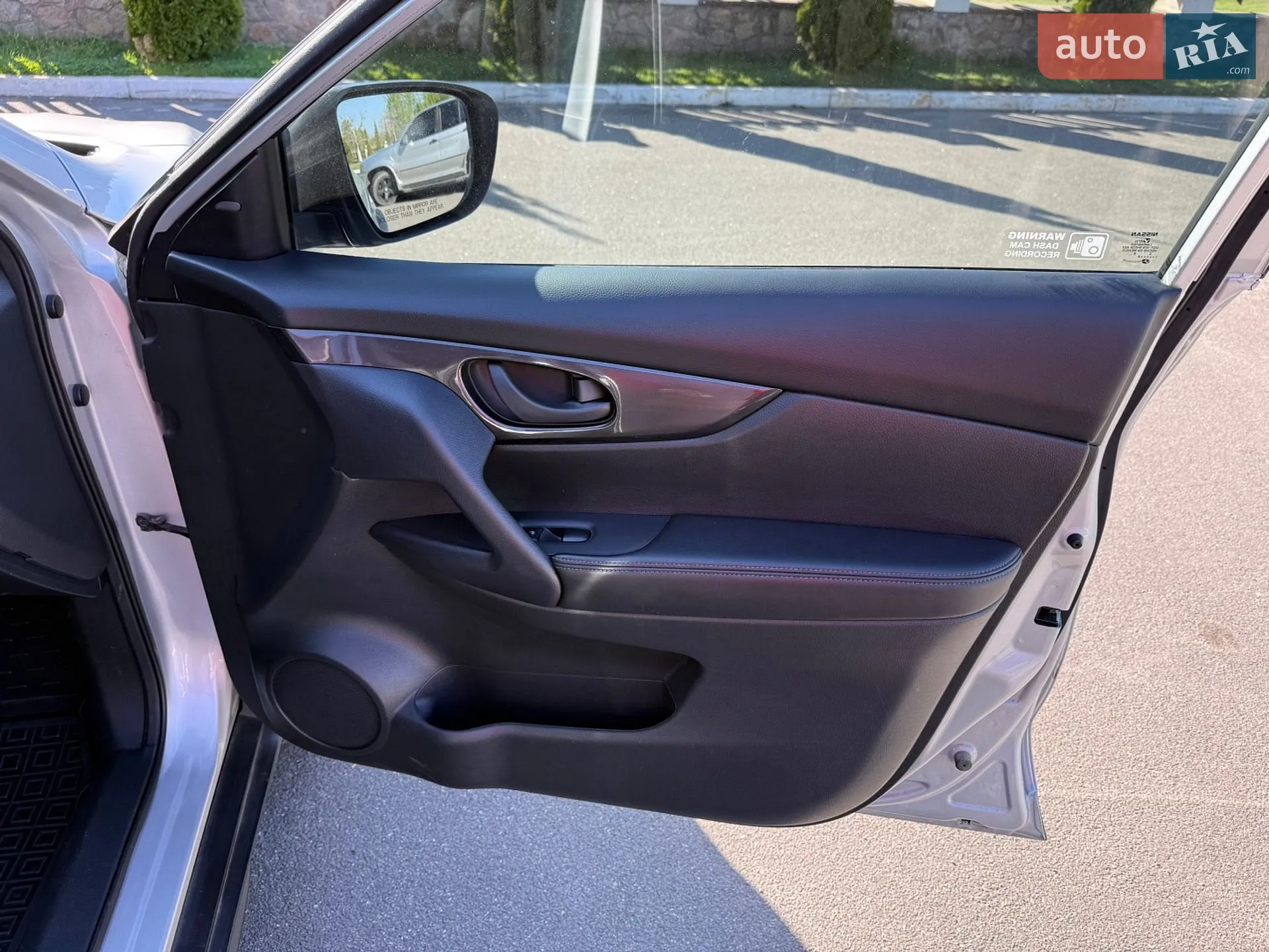 2019 Nissan Rogue - мініатюра 25