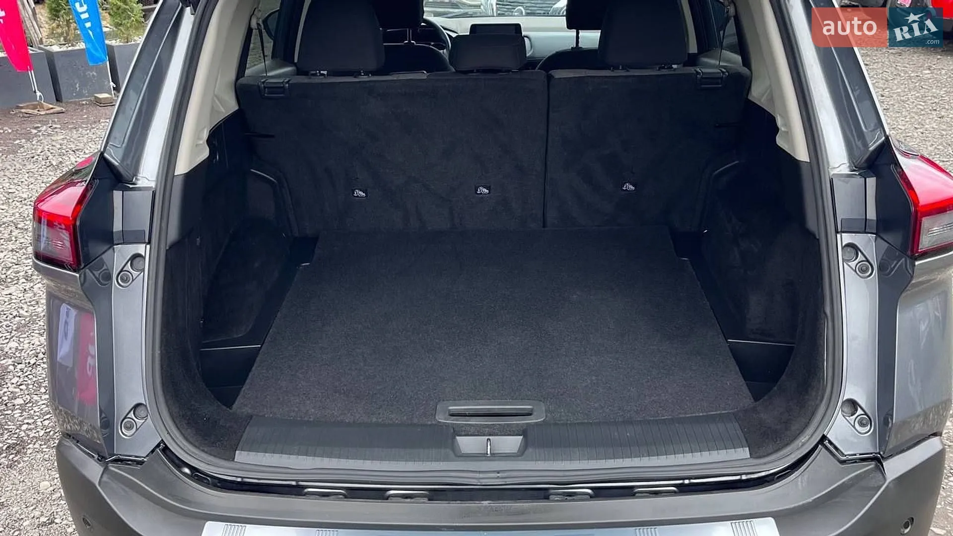 2021 Nissan Rogue - мініатюра 18