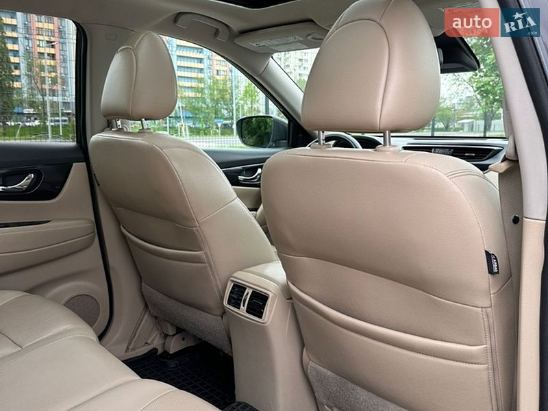 Внедорожник / Кроссовер Nissan Rogue 2017 в Киеве фото 31 Внедорожник / Кроссовер Nissan Rogue 2017 в Киеве