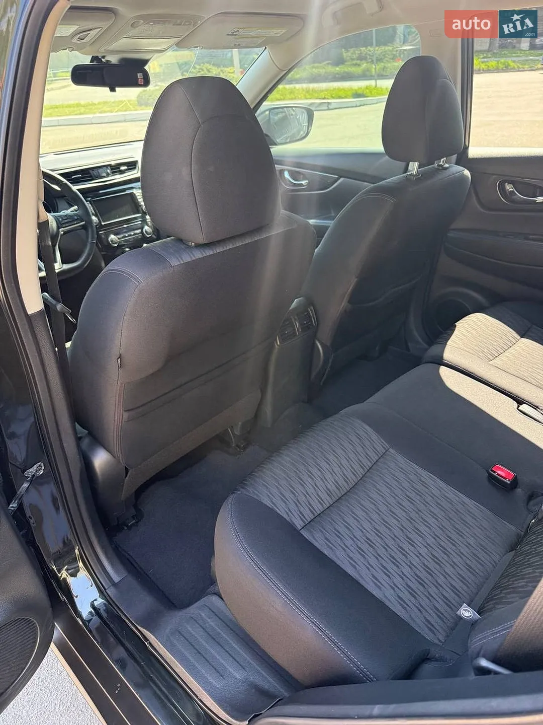 2019 Nissan Rogue - мініатюра 9