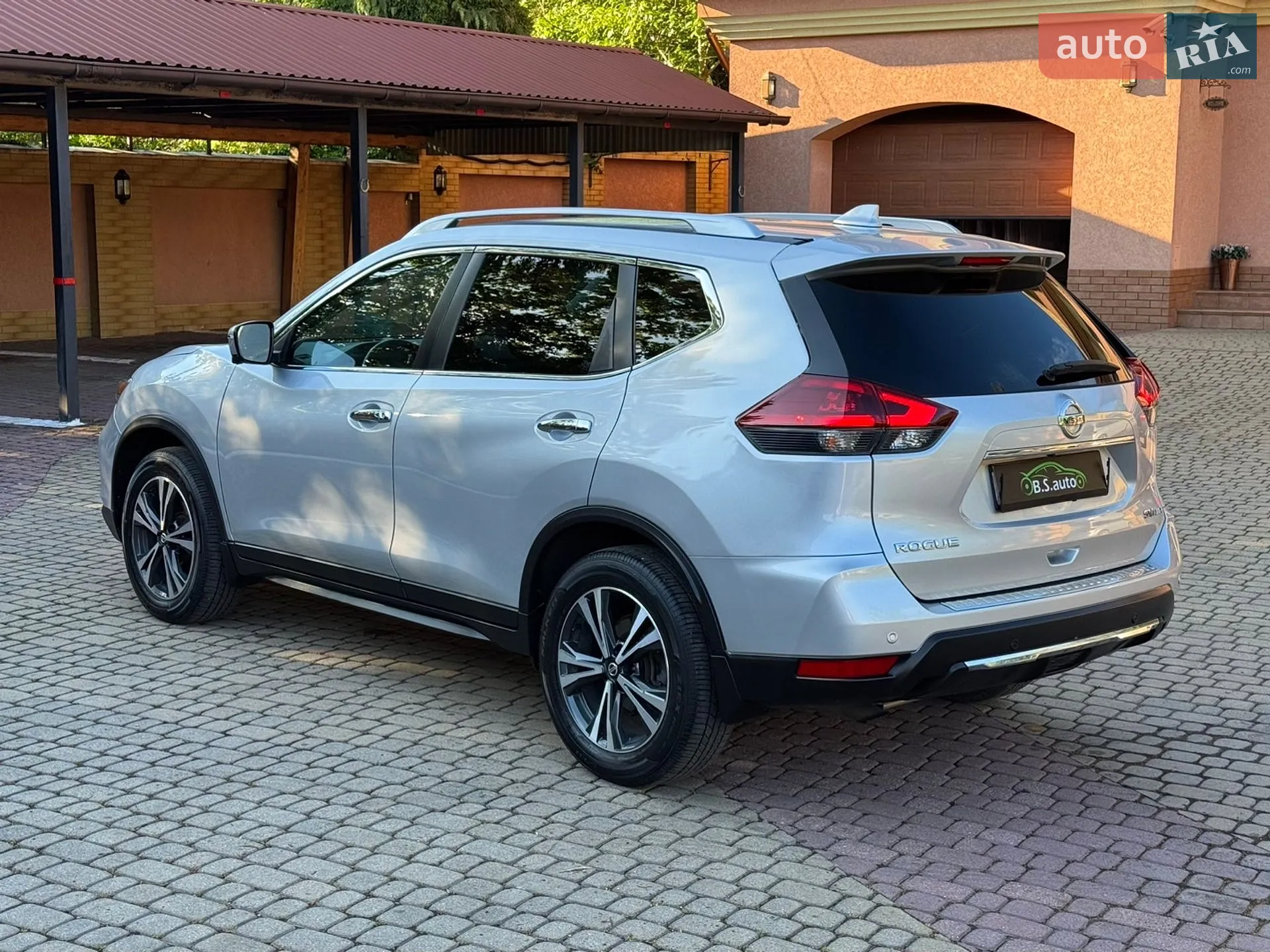 2019 Nissan Rogue - мініатюра 11