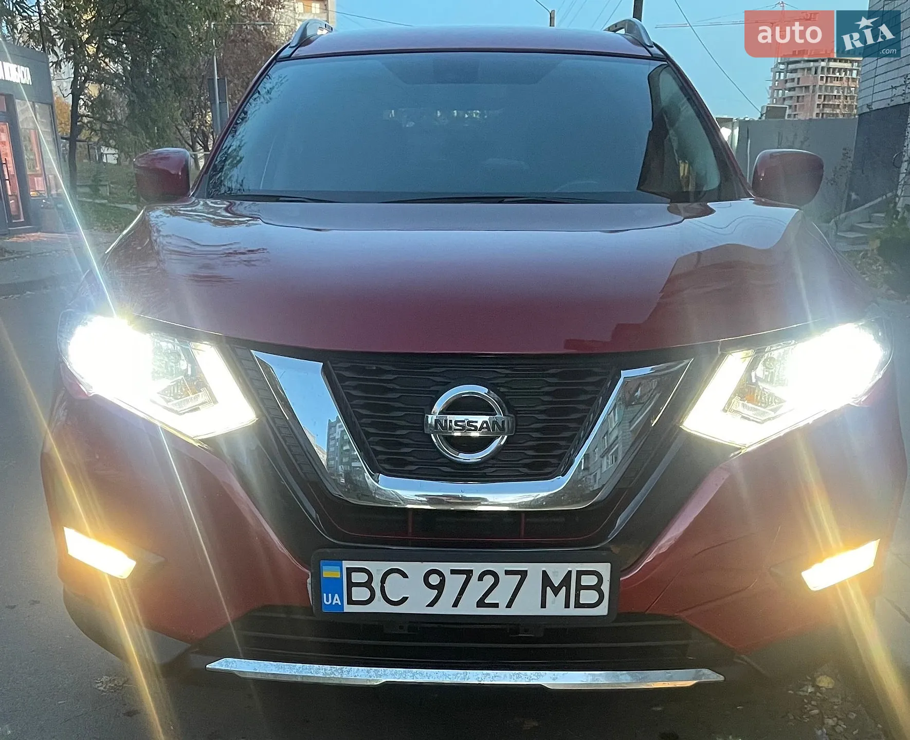 2017 Nissan Rogue - мініатюра 2