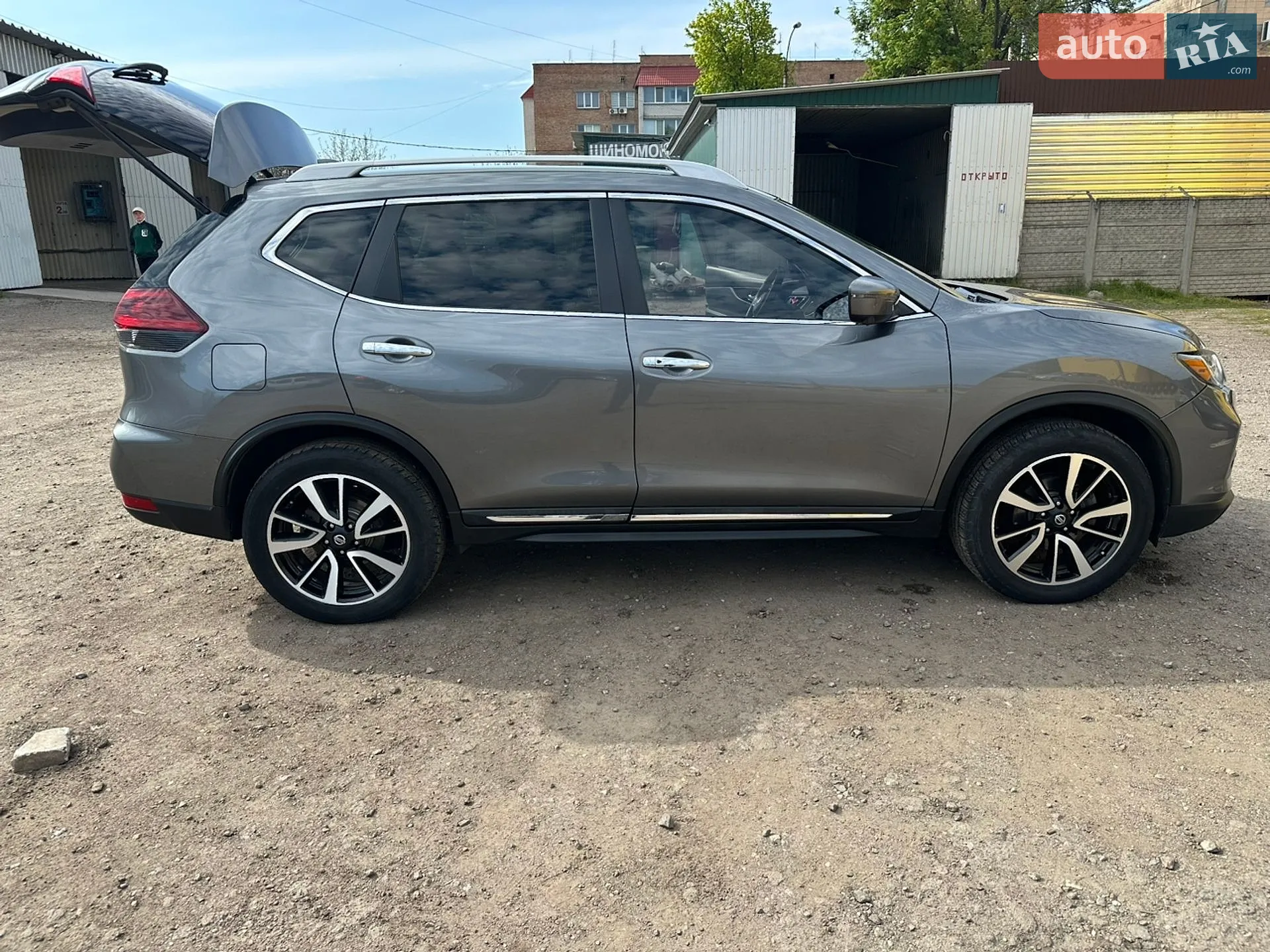 2019 Nissan Rogue - мініатюра 3