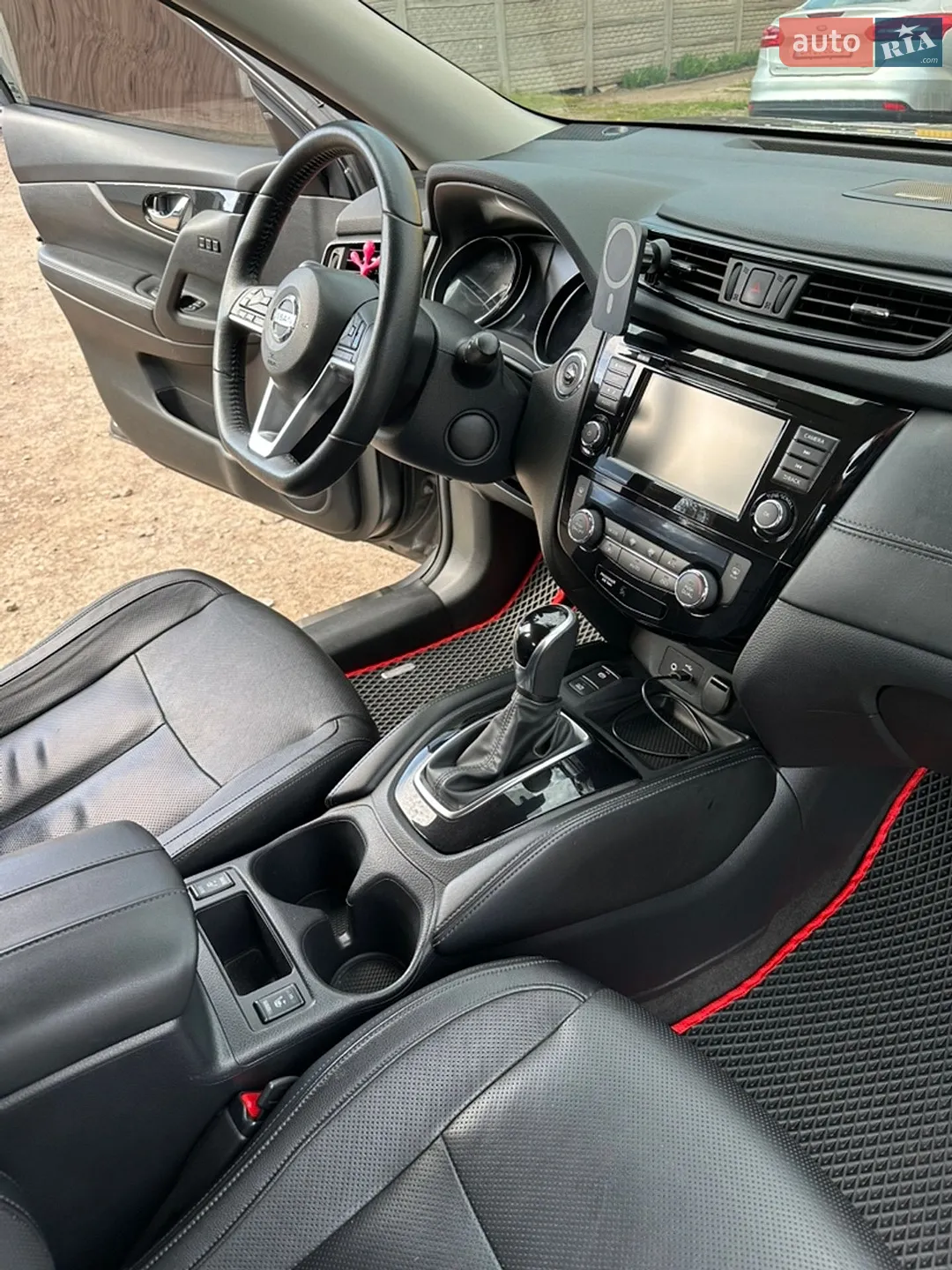 2019 Nissan Rogue - мініатюра 9