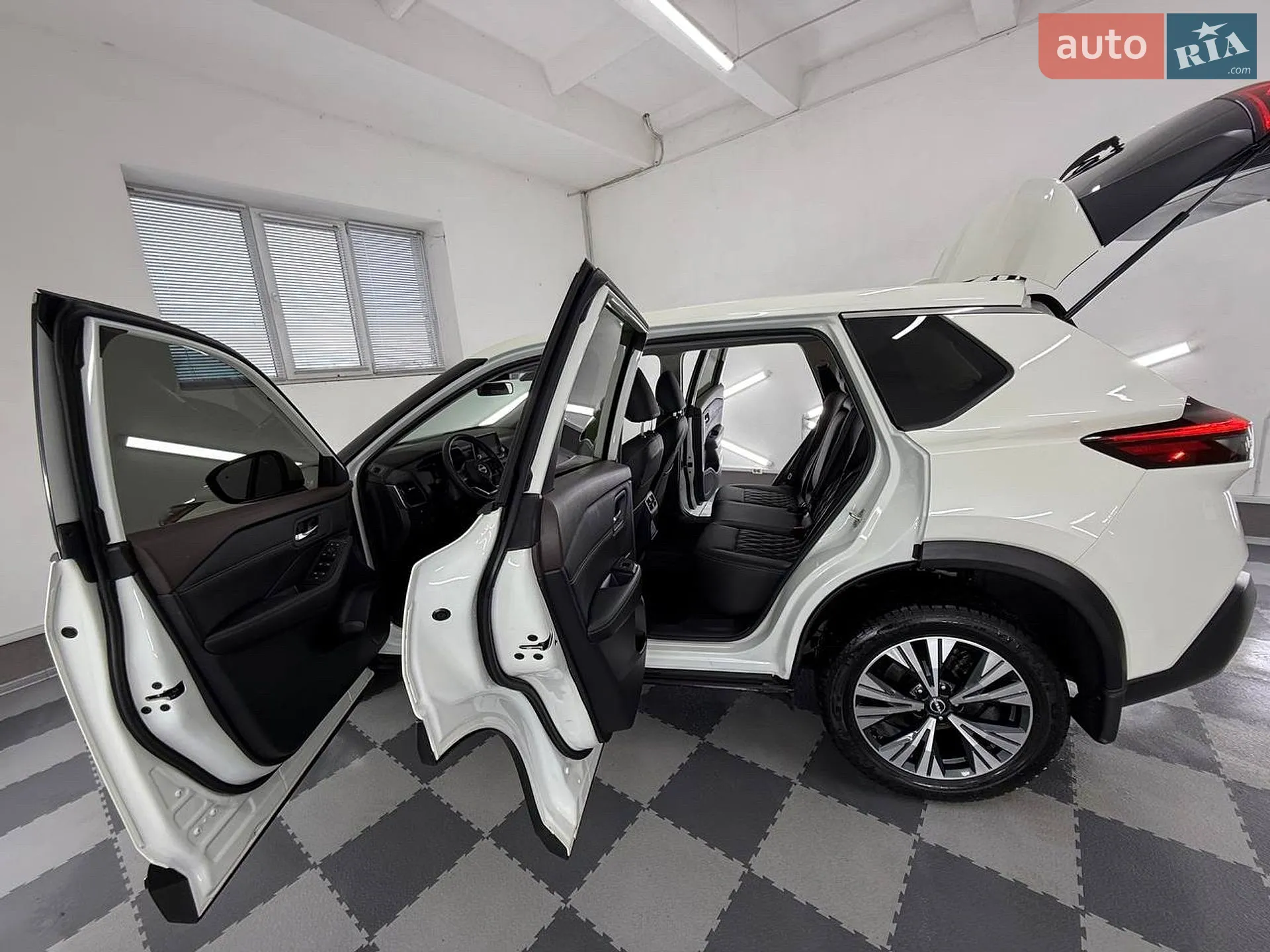 2023 Nissan Rogue - мініатюра 15