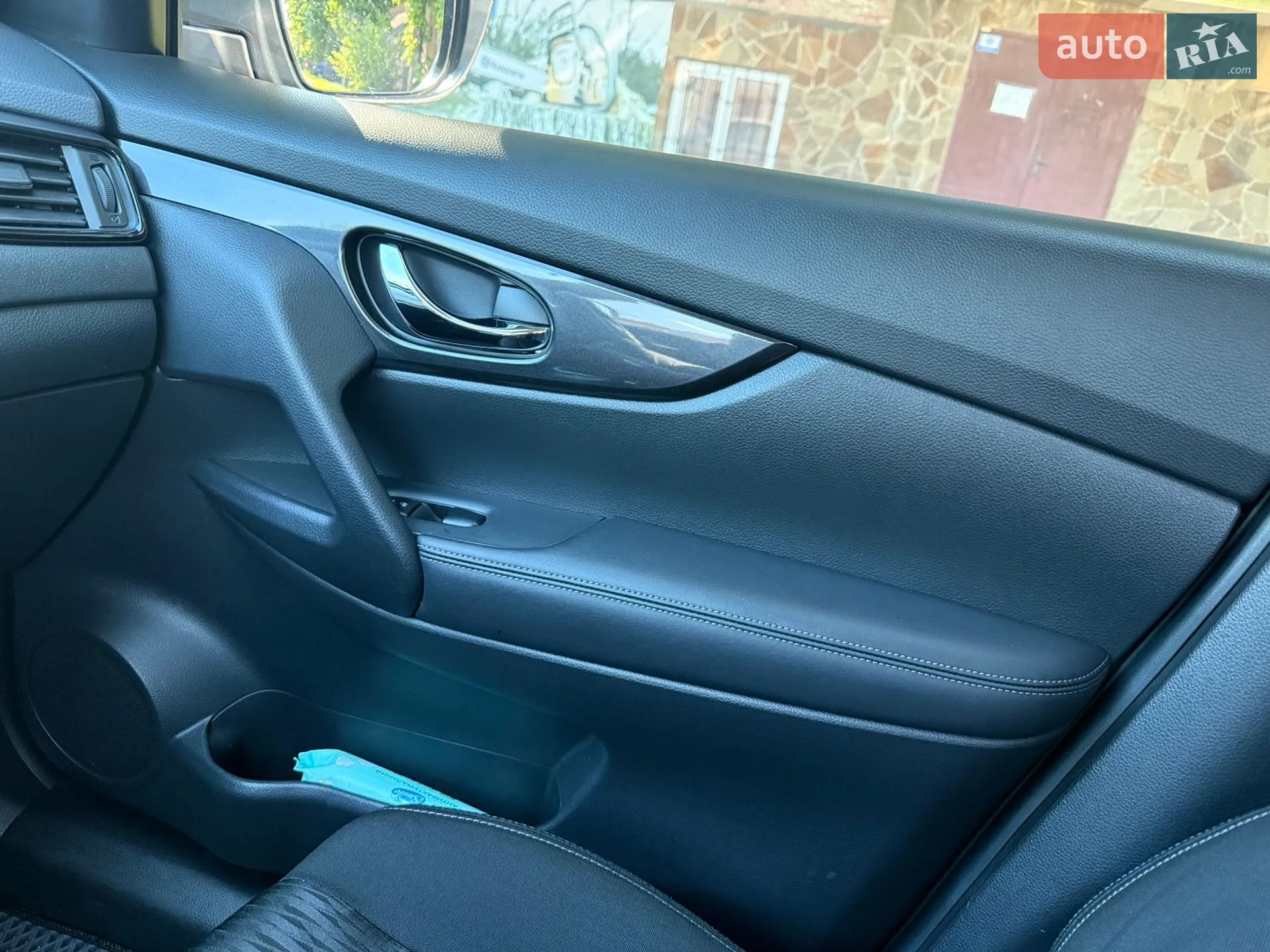 2018 Nissan Rogue - мініатюра 8
