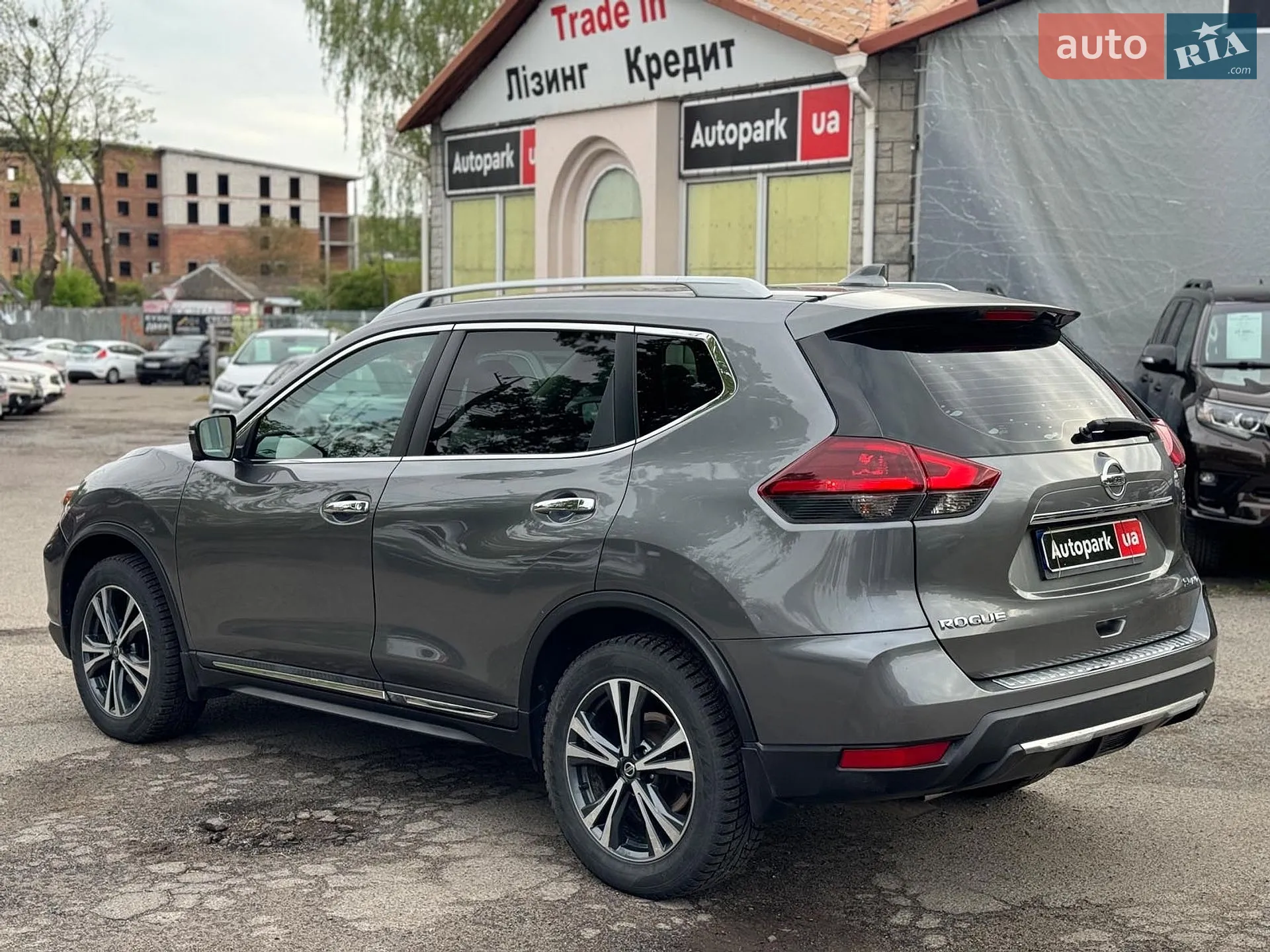 2018 Nissan Rogue - мініатюра 9