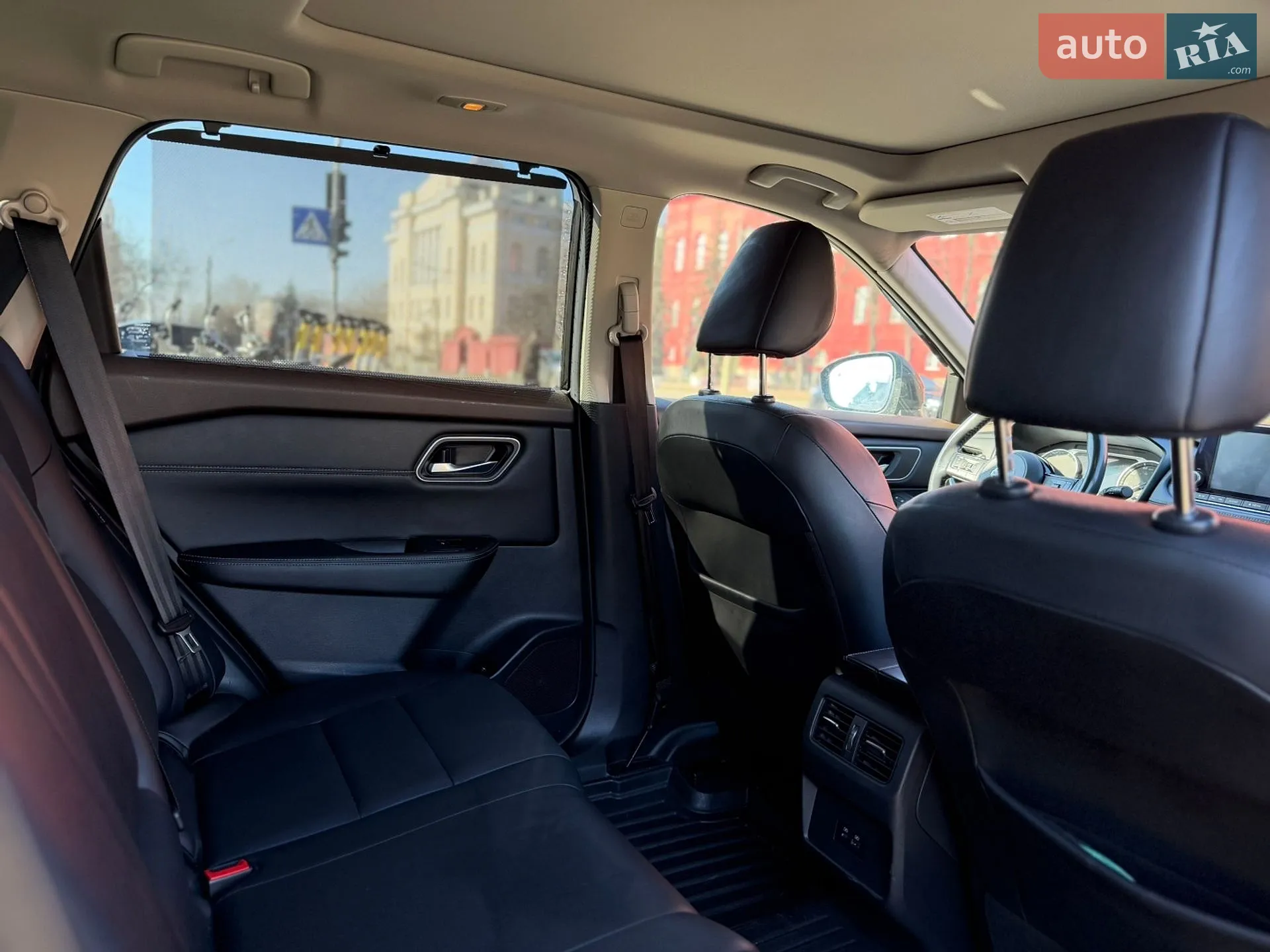 2021 Nissan Rogue - мініатюра 12