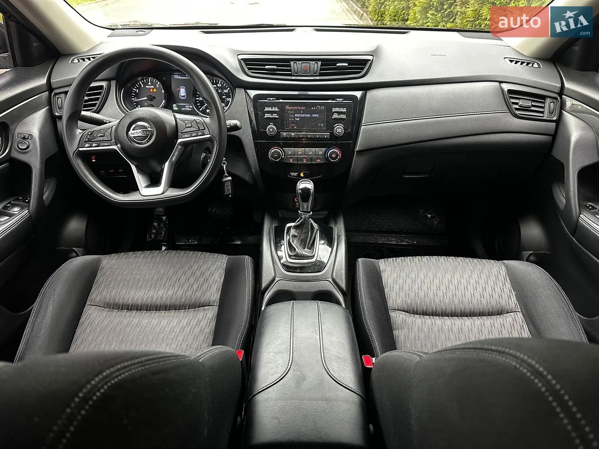 2017 Nissan Rogue - мініатюра 19