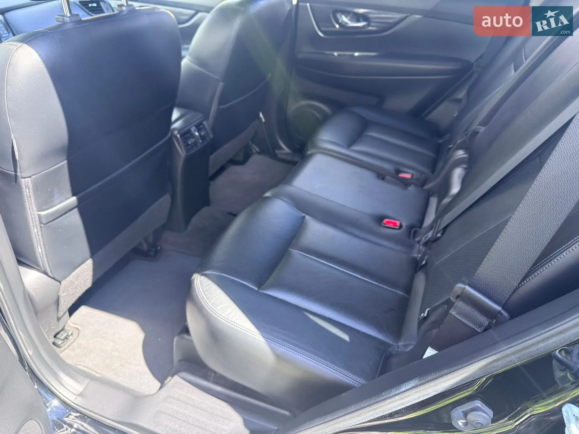 2017 Nissan Rogue - мініатюра 21