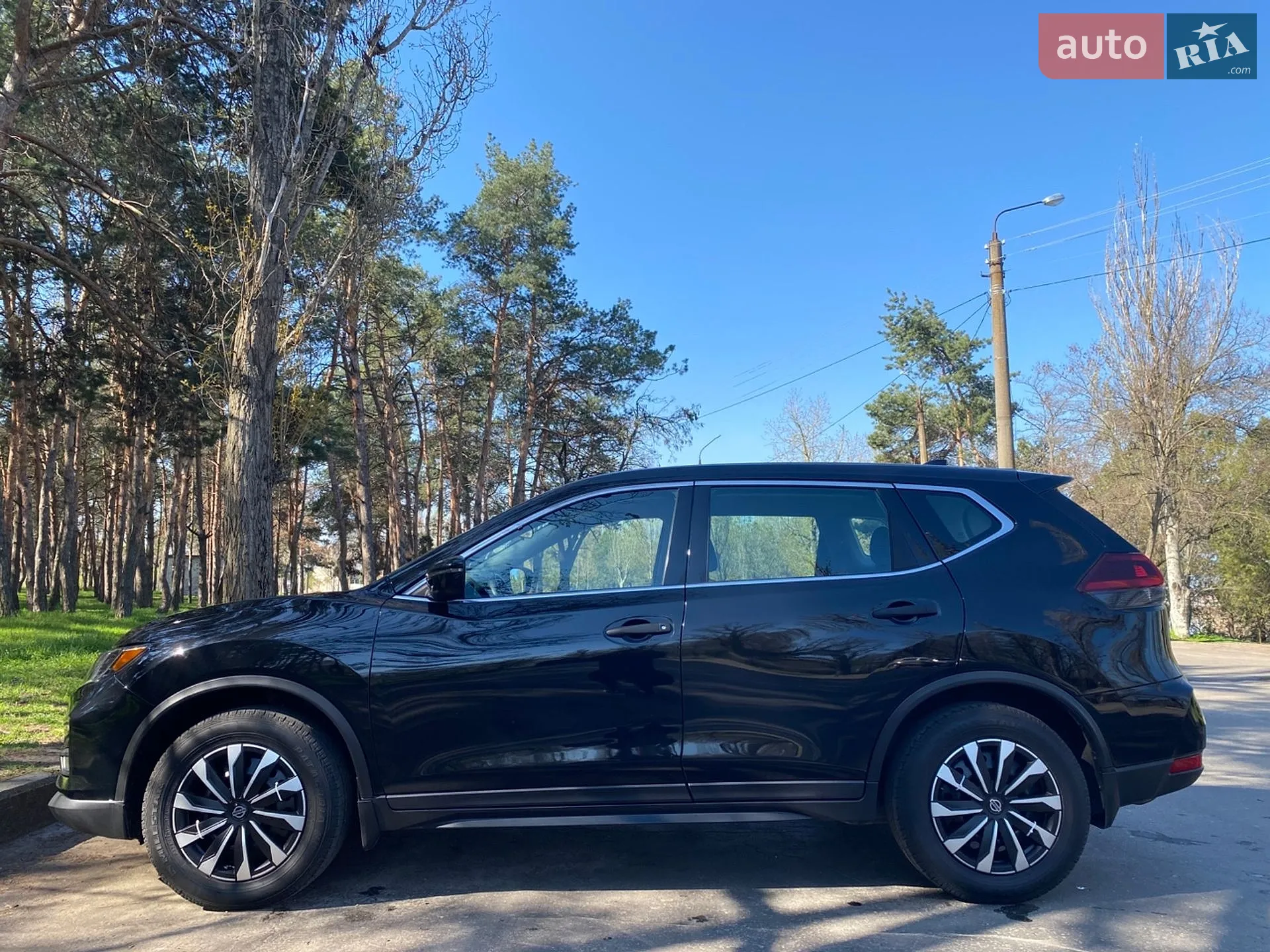 2019 Nissan Rogue - мініатюра 11