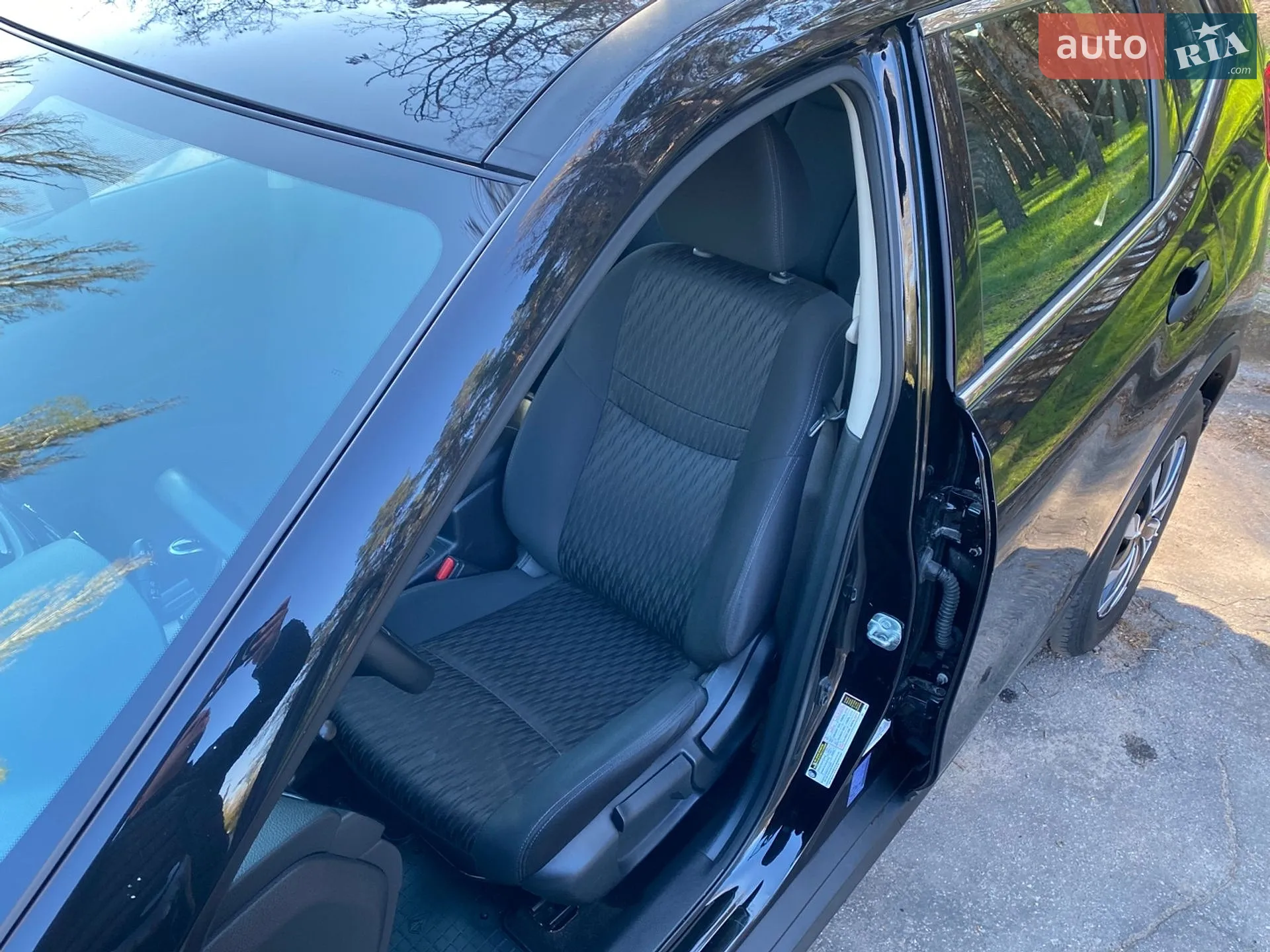 2019 Nissan Rogue - мініатюра 15
