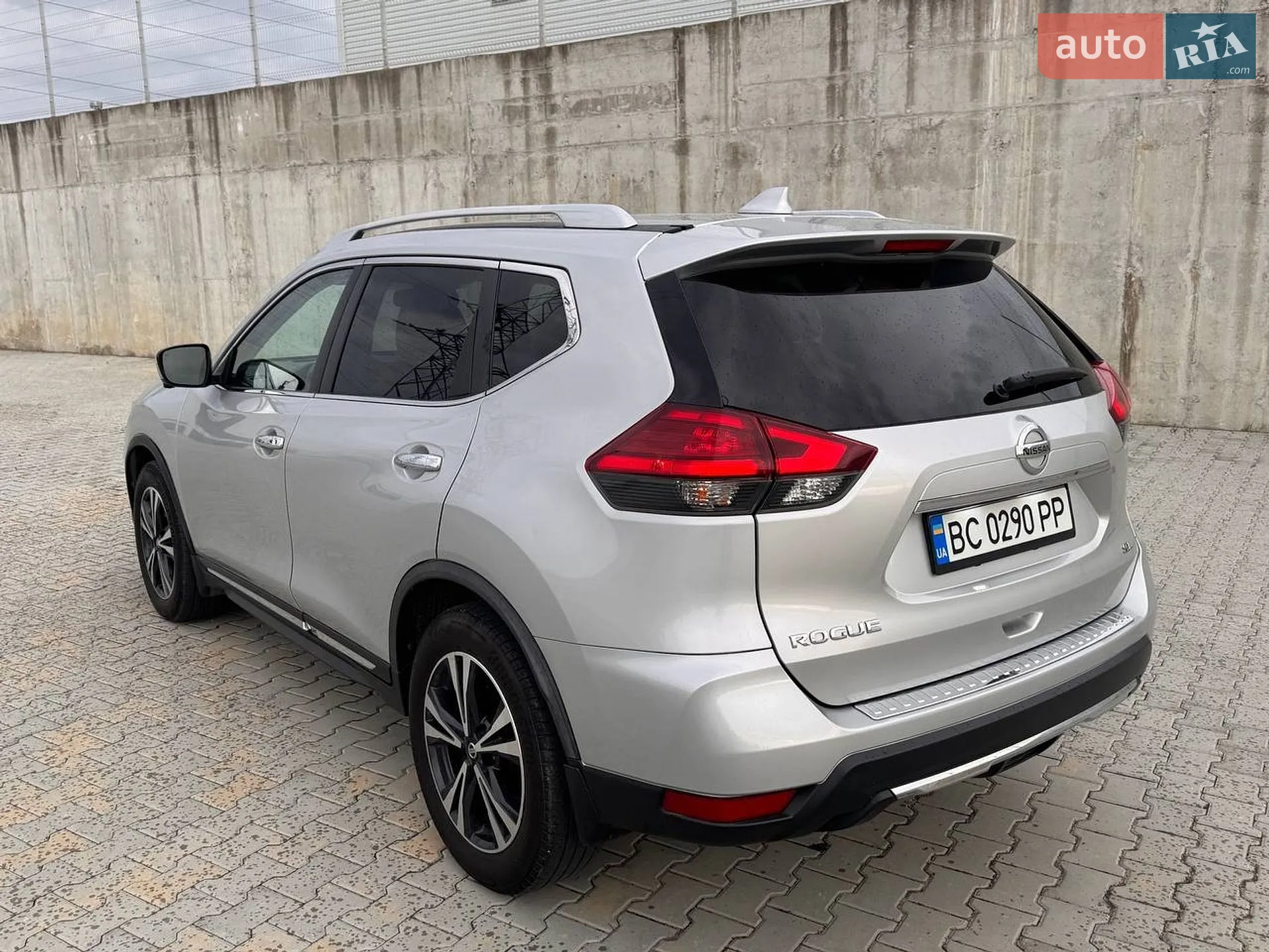 2017 Nissan Rogue - мініатюра 3