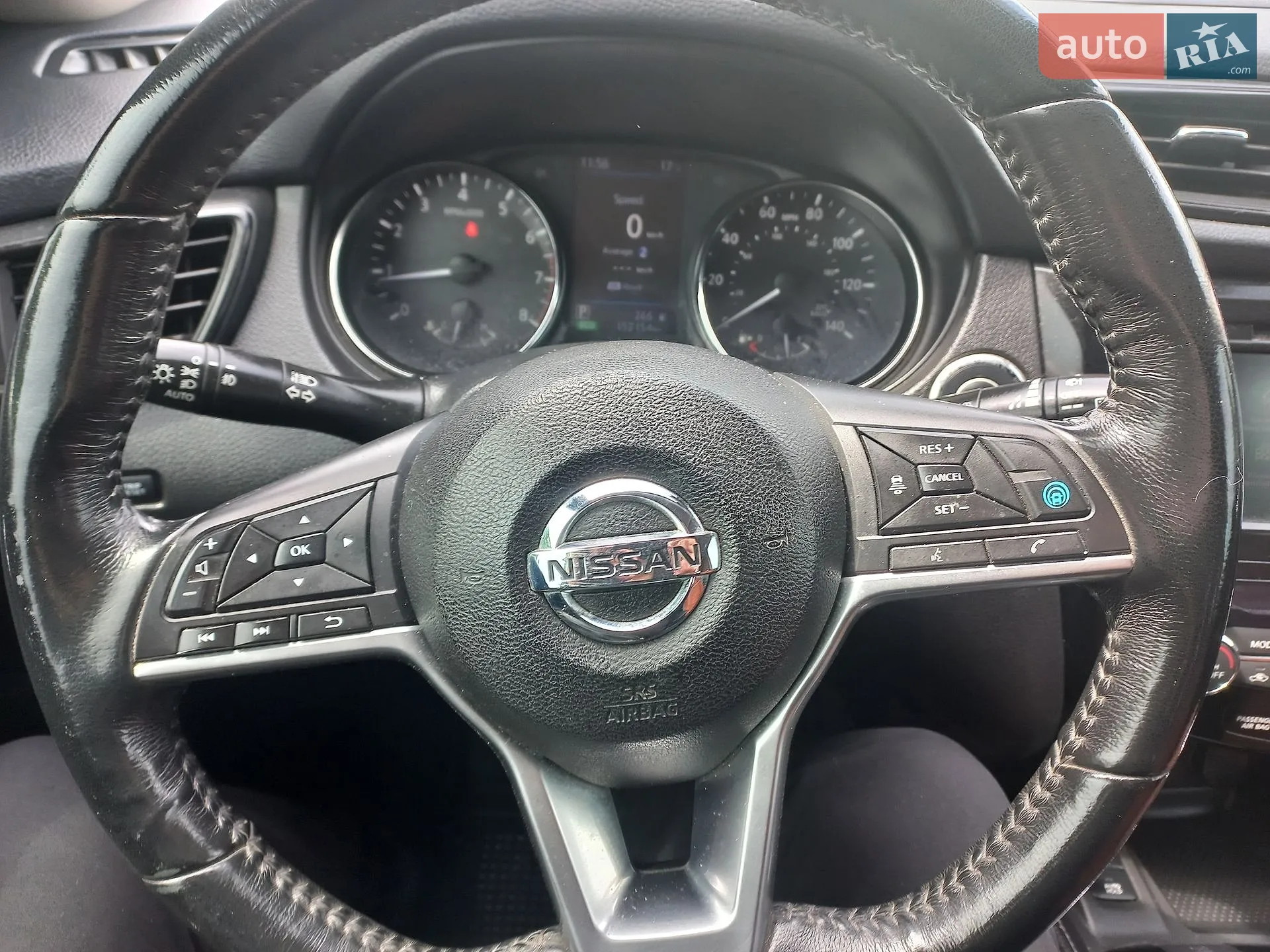2018 Nissan Rogue - мініатюра 15