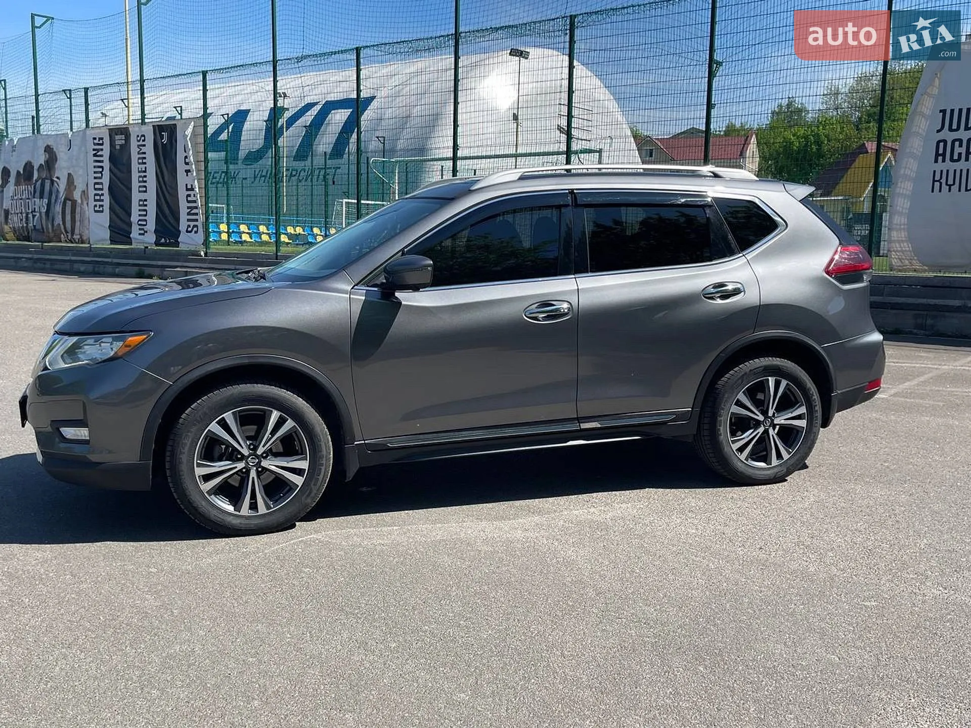 2018 Nissan Rogue - мініатюра 4