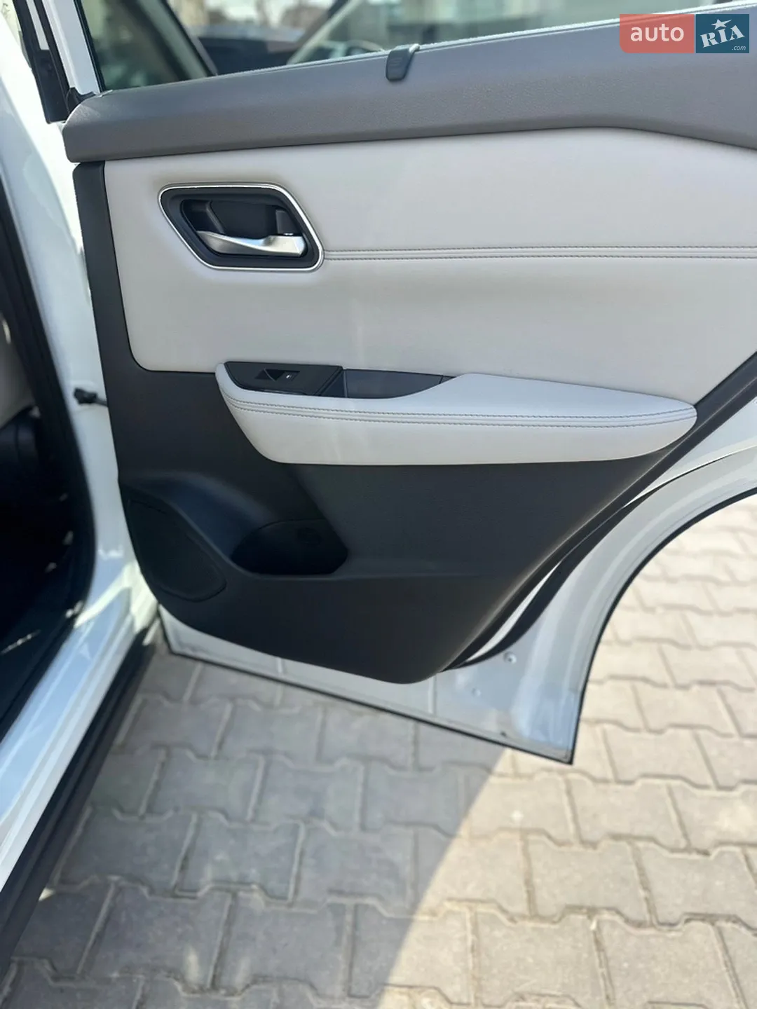 2021 Nissan Rogue - мініатюра 8
