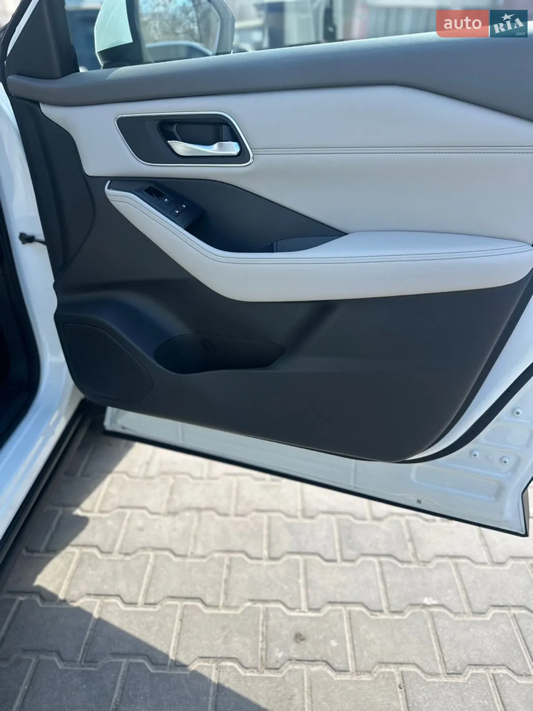 2021 Nissan Rogue - мініатюра 9