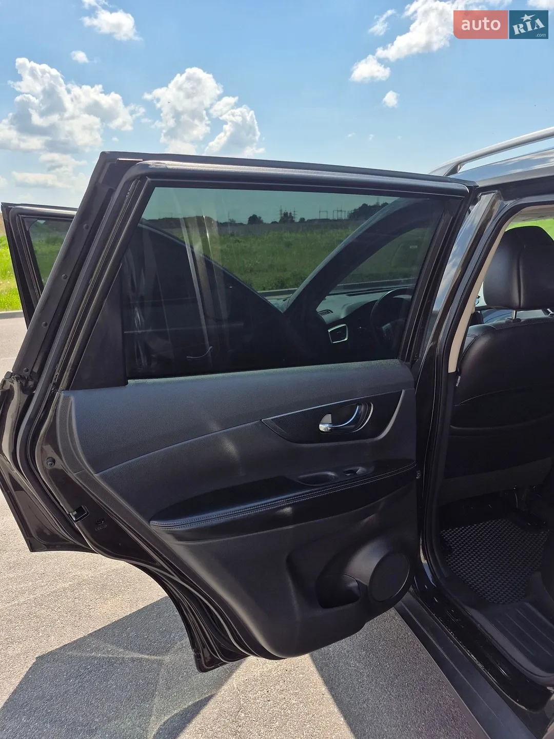 2016 Nissan Rogue - мініатюра 28