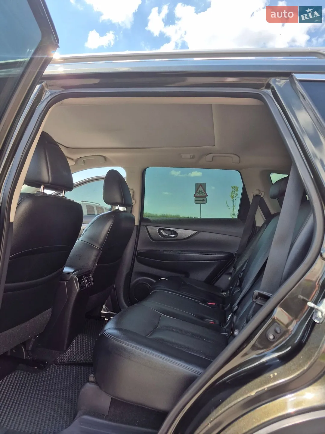 2016 Nissan Rogue - мініатюра 32