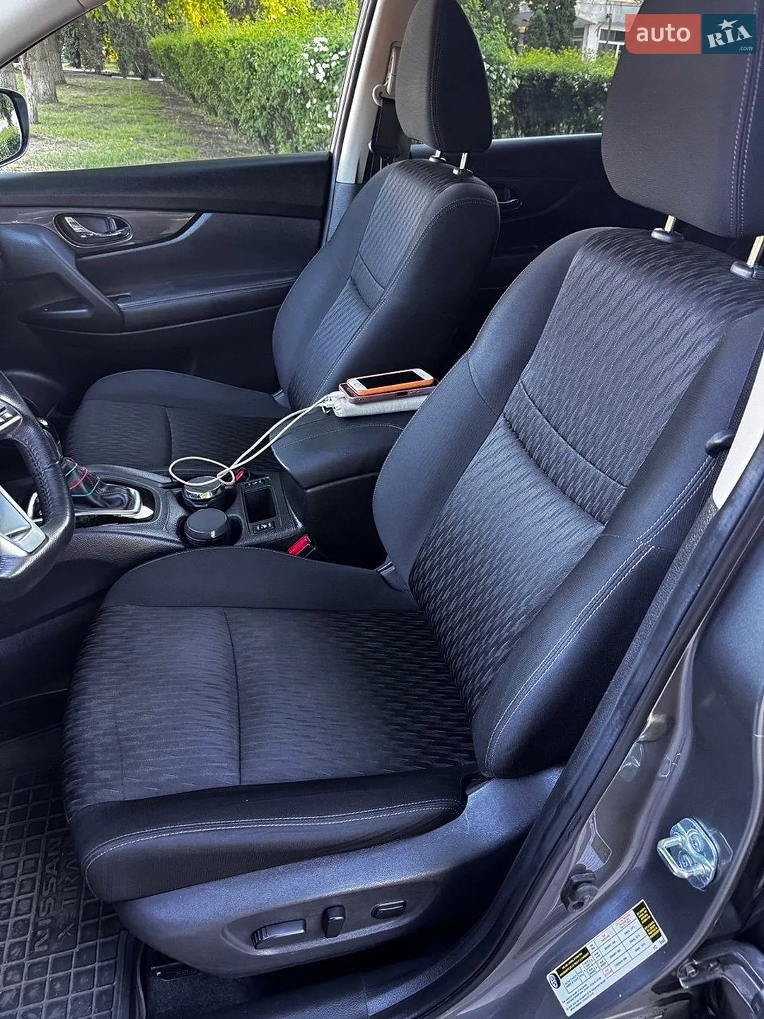 2018 Nissan Rogue - мініатюра 3
