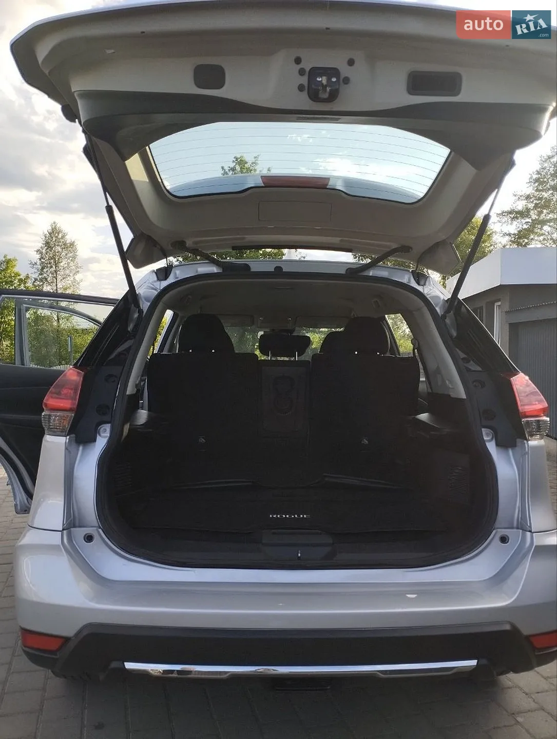 2020 Nissan Rogue - мініатюра 6