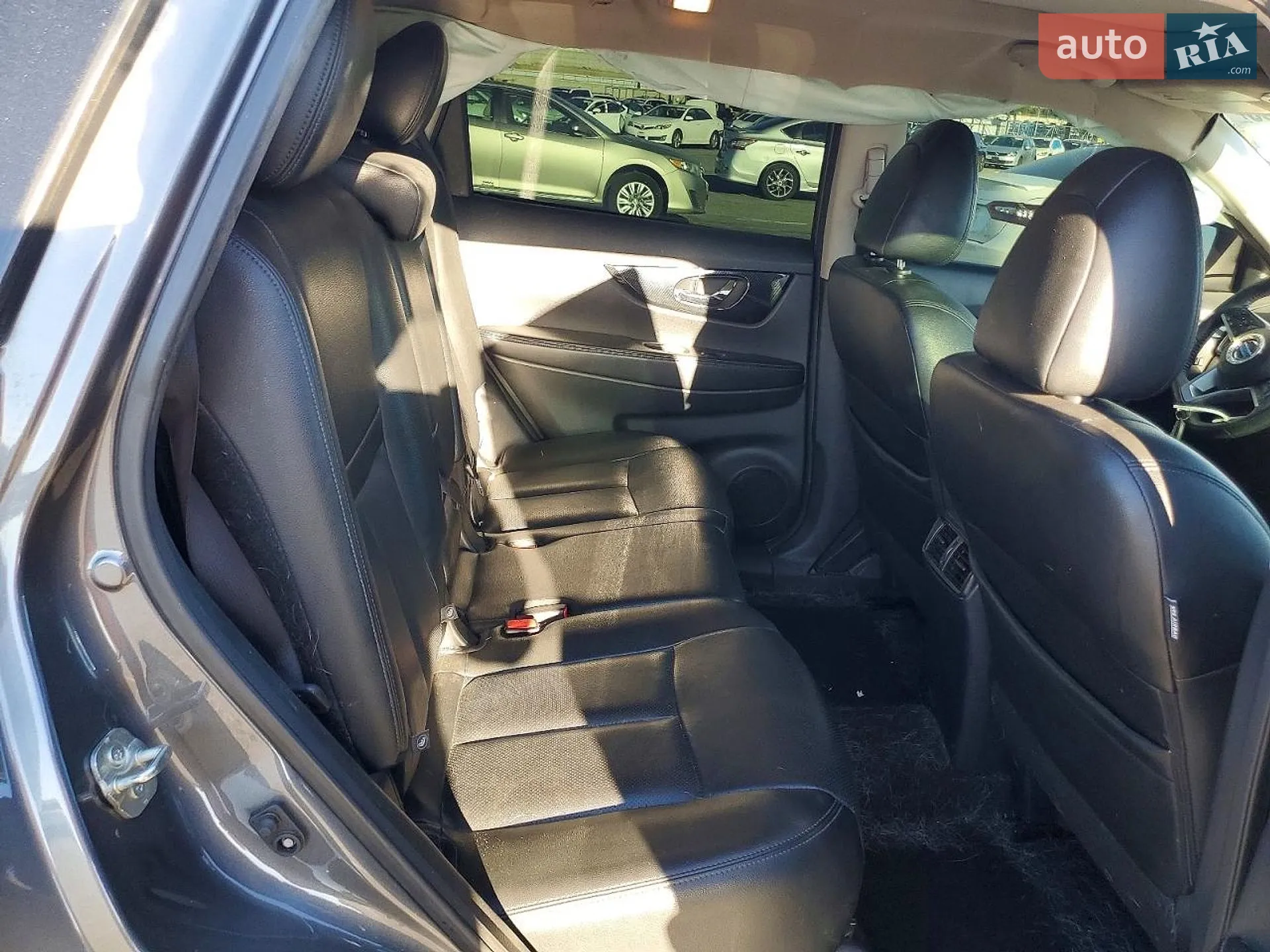 2019 Nissan Rogue - мініатюра 11