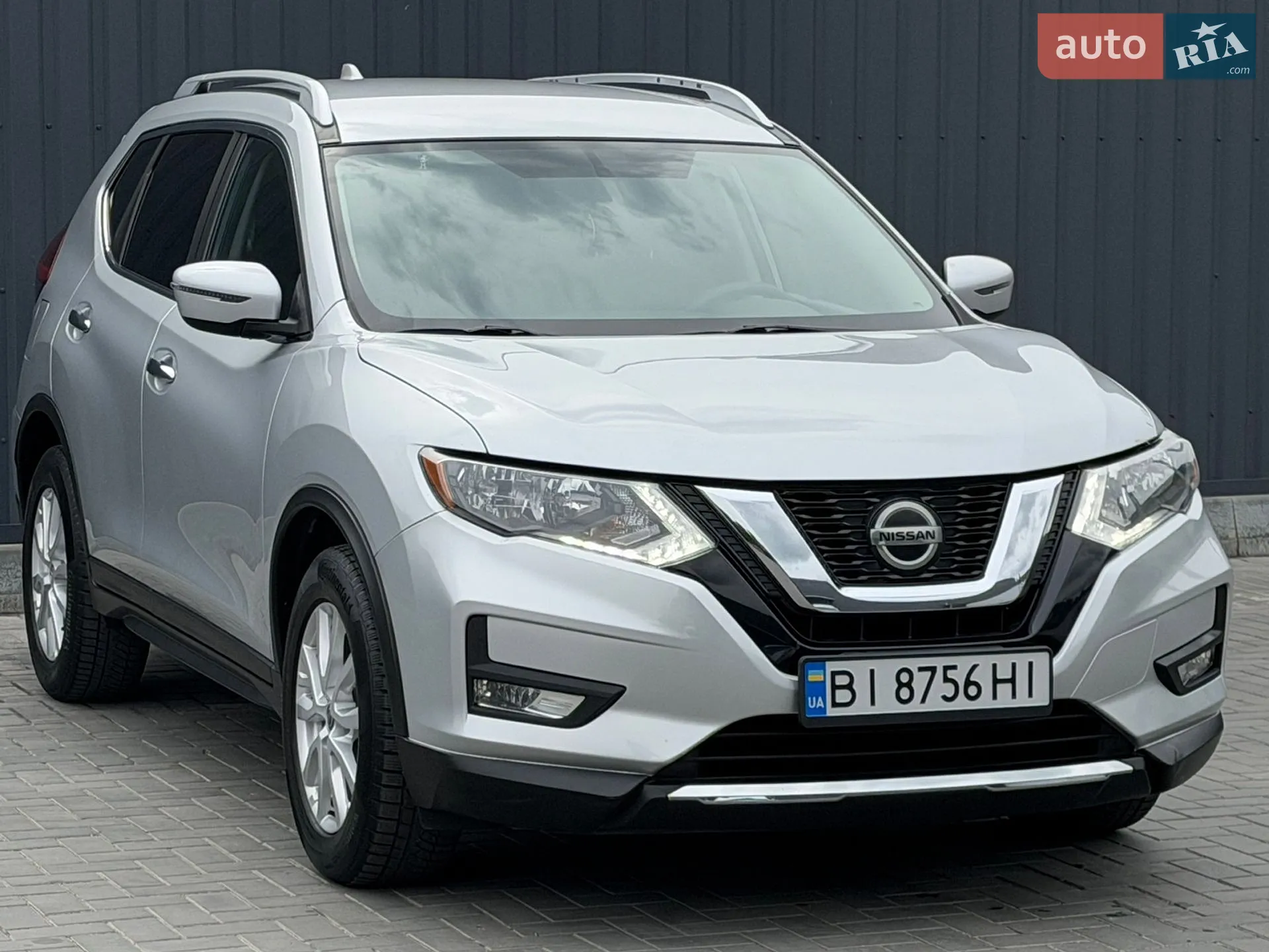 2017 Nissan Rogue - мініатюра 3