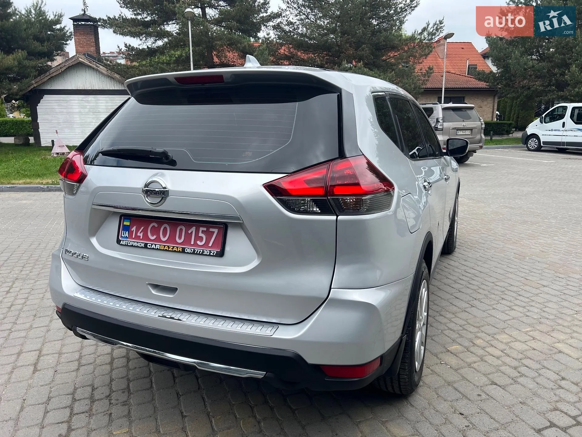 2017 Nissan Rogue - мініатюра 16