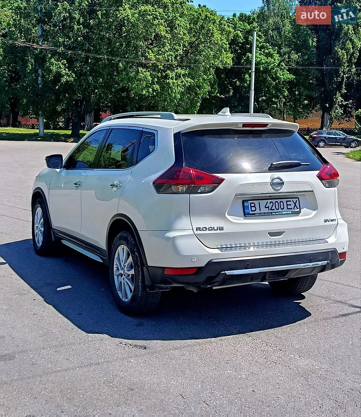 2018 Nissan Rogue - мініатюра 2