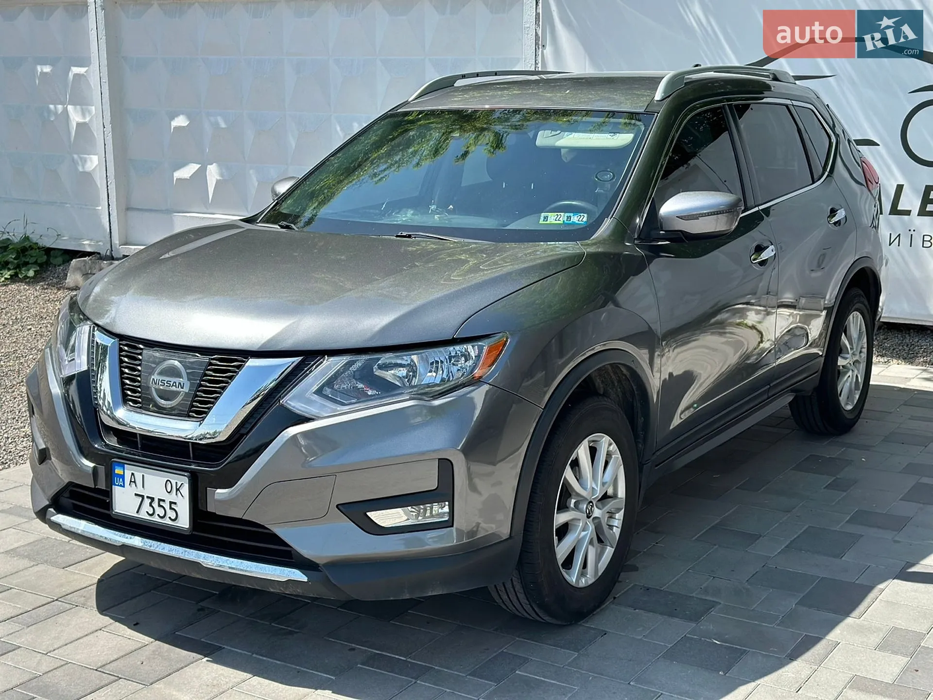 2019 Nissan Rogue - мініатюра 2