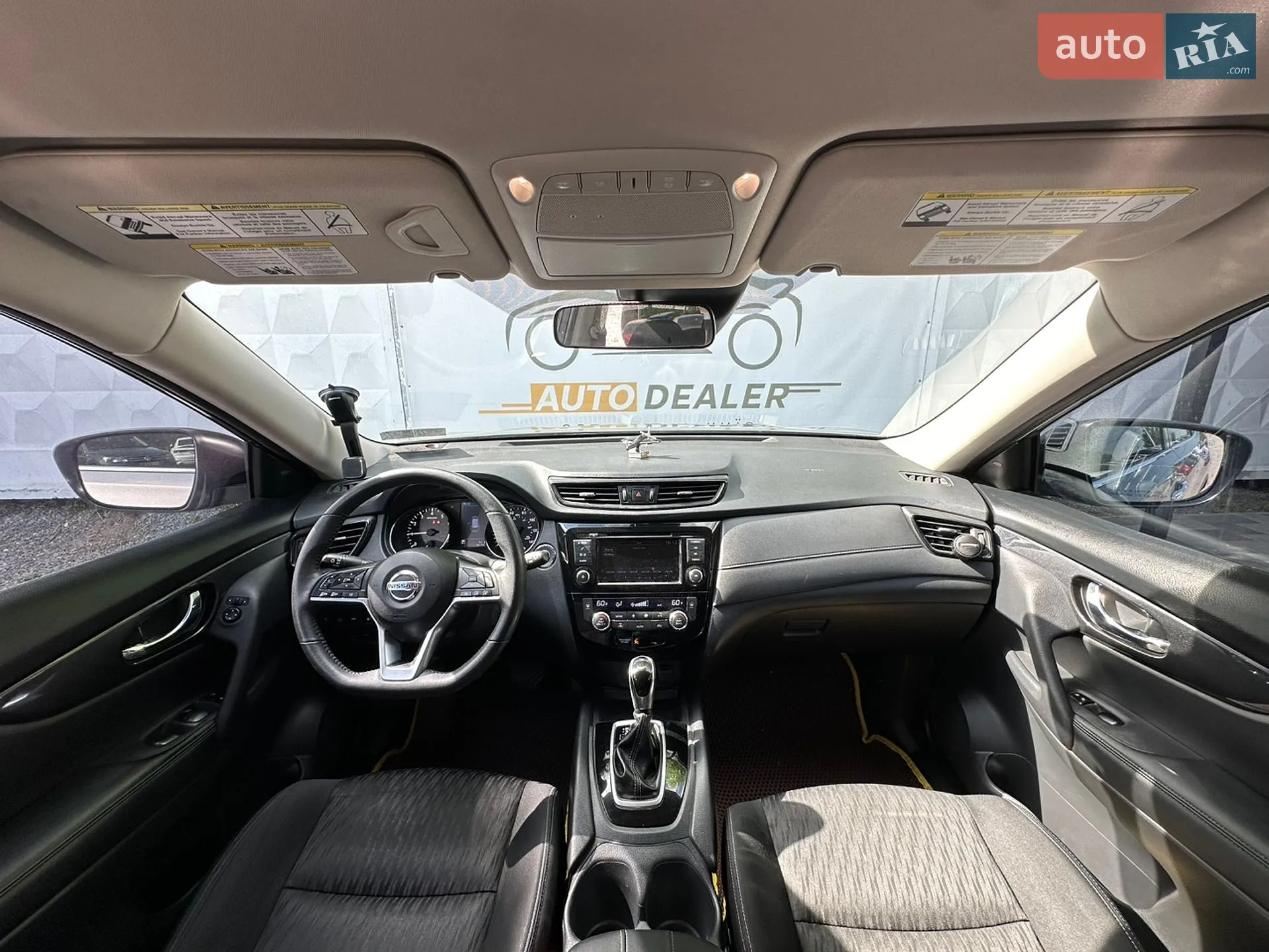 2019 Nissan Rogue - мініатюра 18