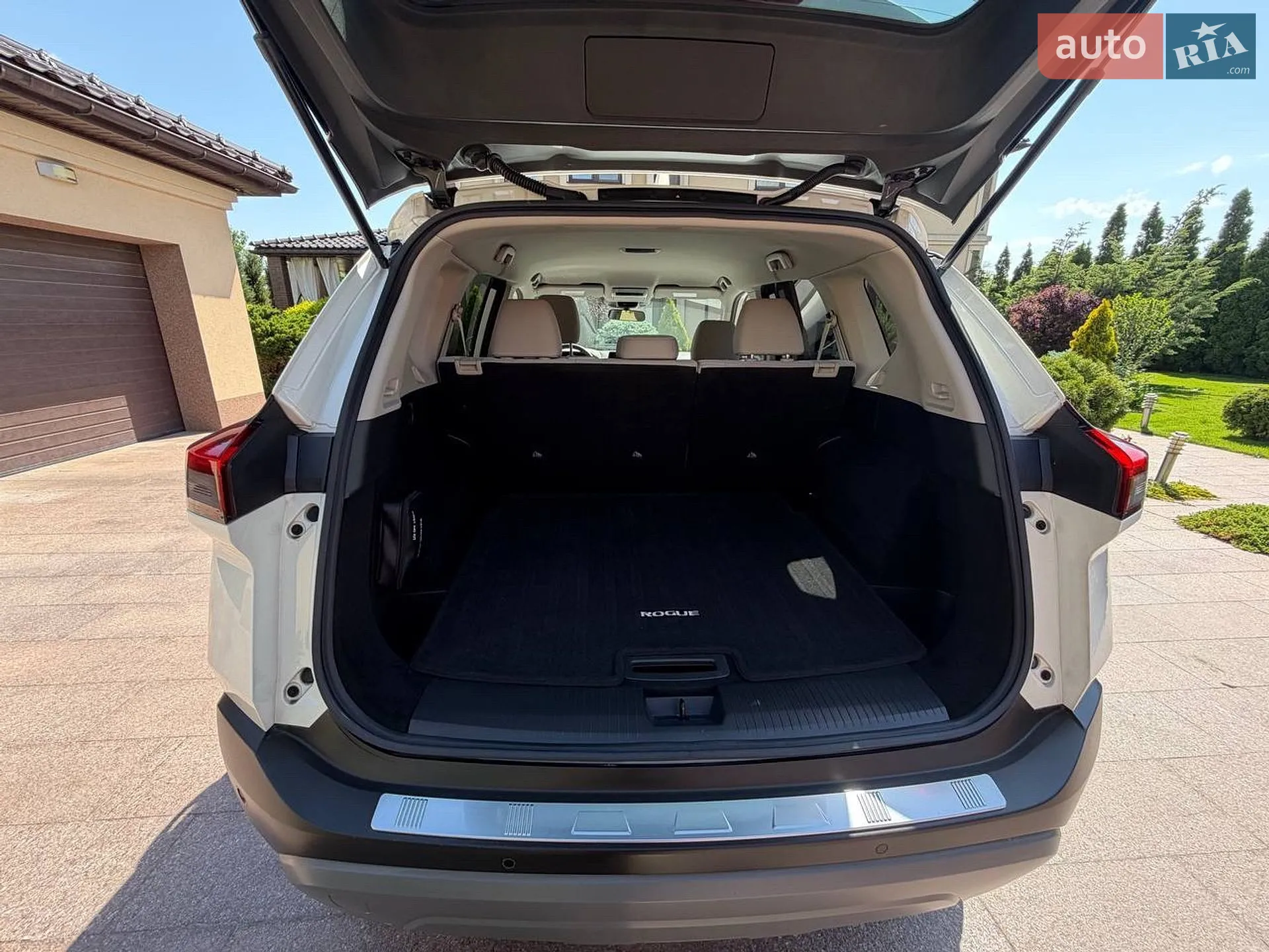 2020 Nissan Rogue - мініатюра 8