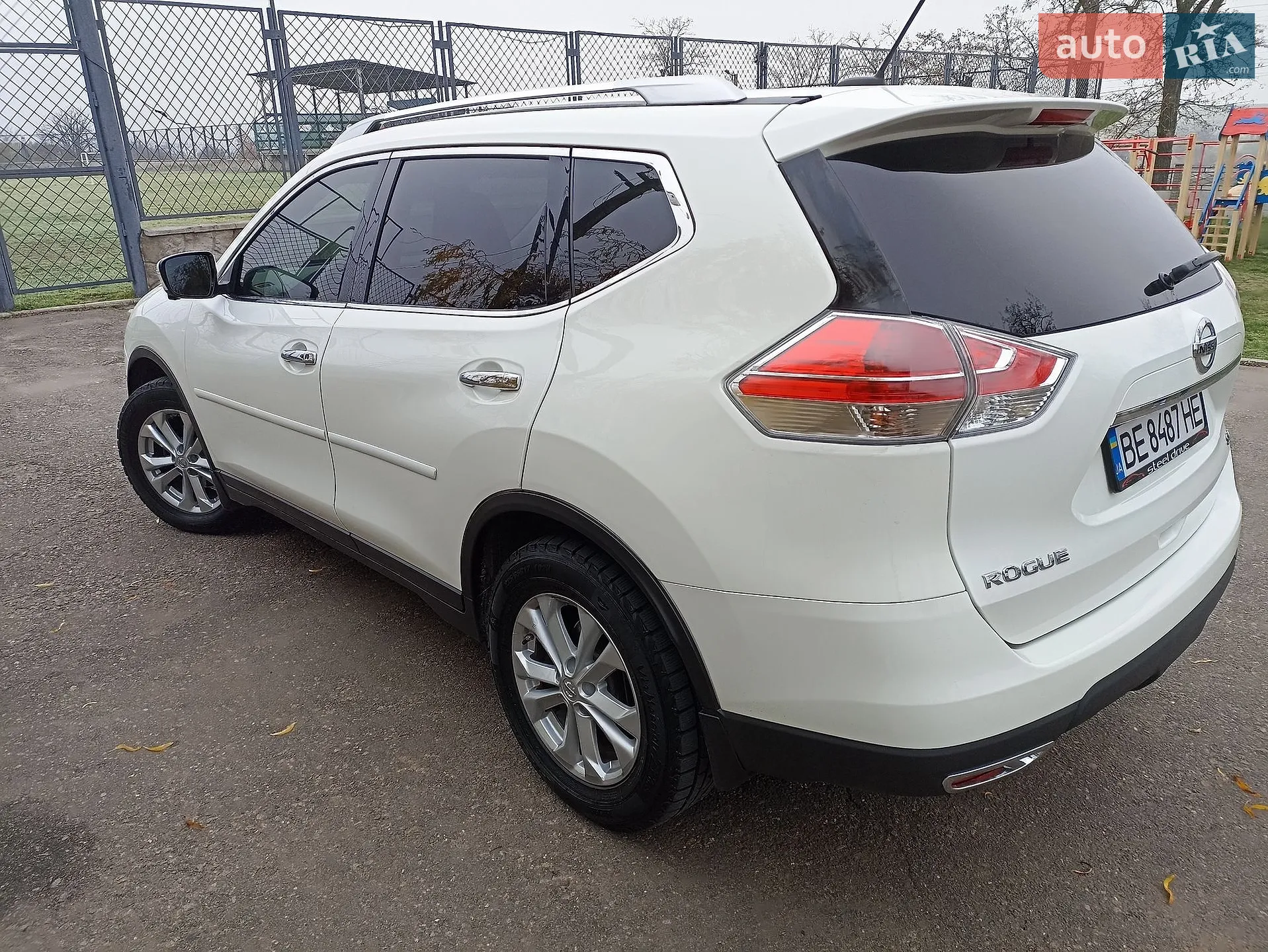 2016 Nissan Rogue - мініатюра 4