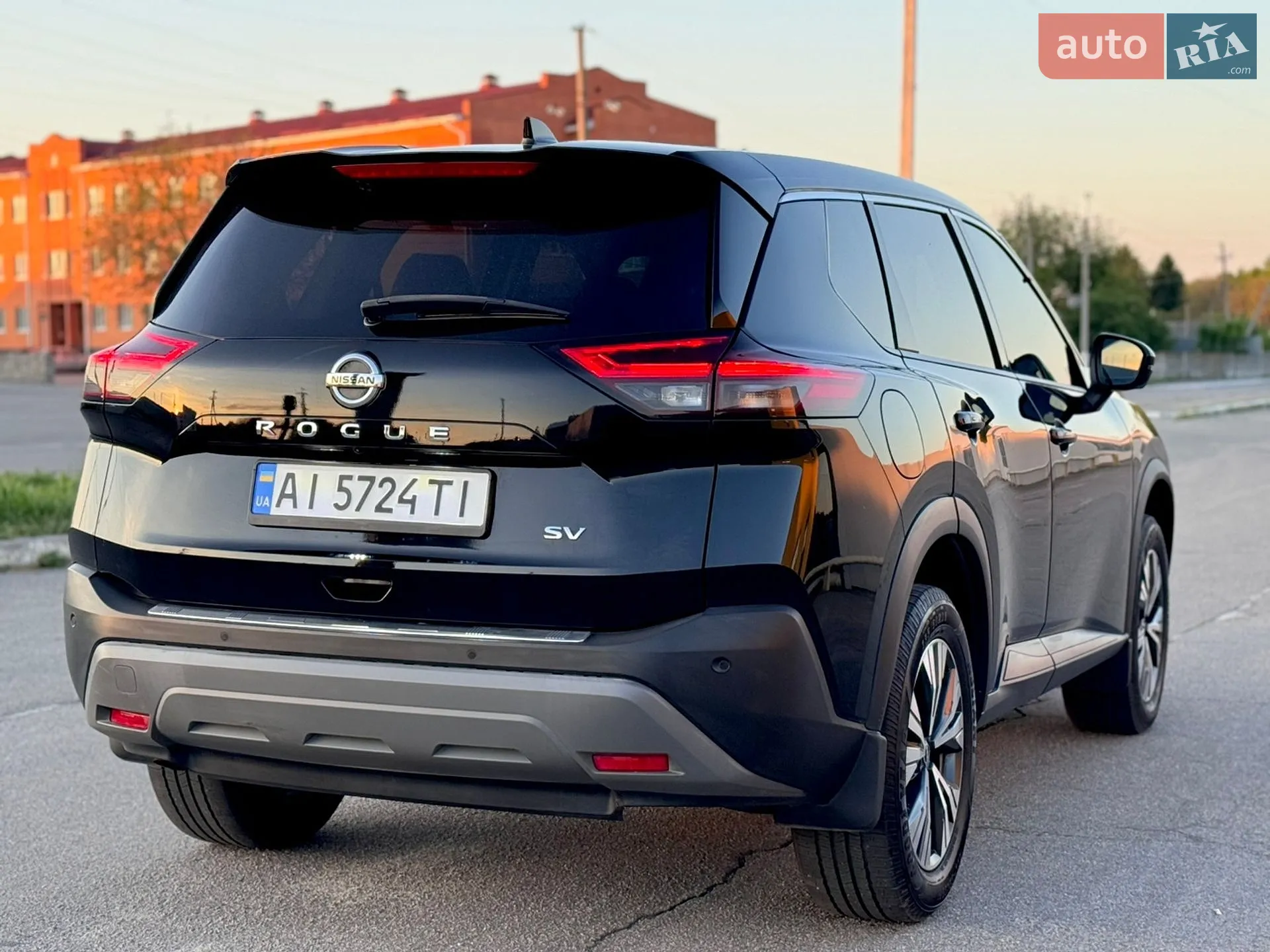 2021 Nissan Rogue - мініатюра 17