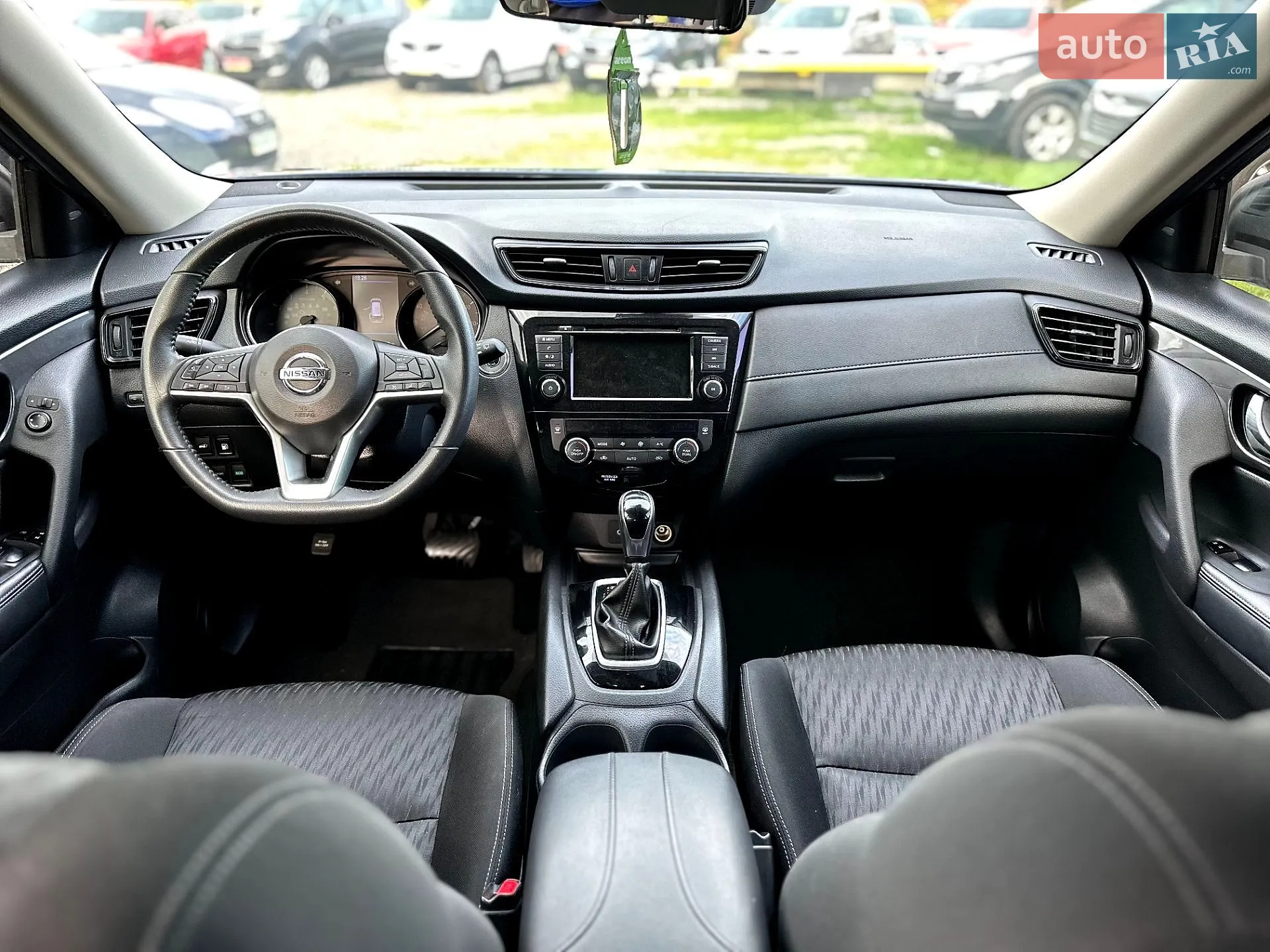 2018 Nissan Rogue - мініатюра 18