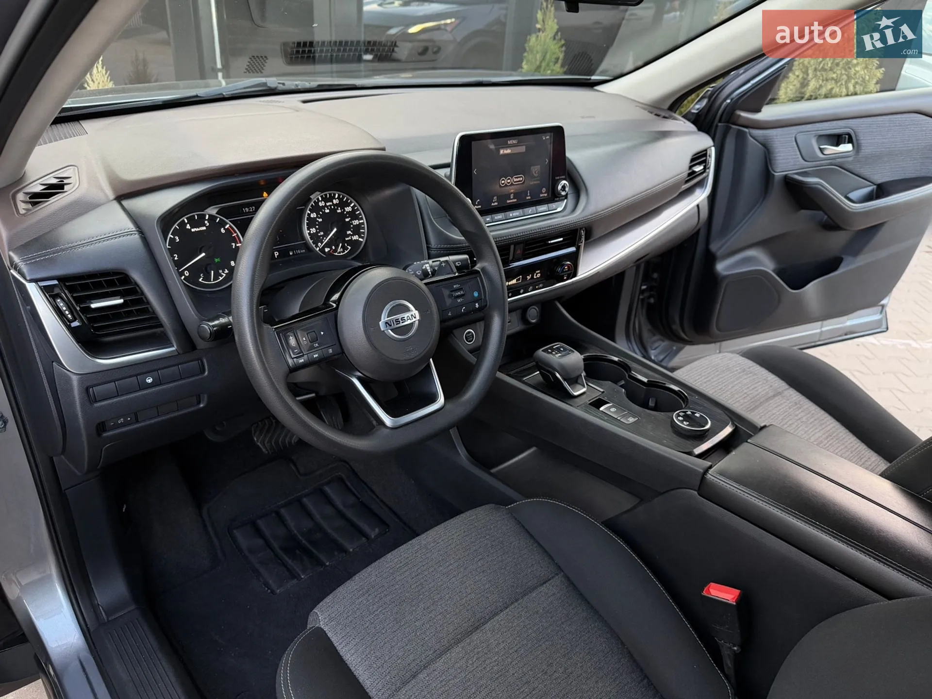 2021 Nissan Rogue - мініатюра 6