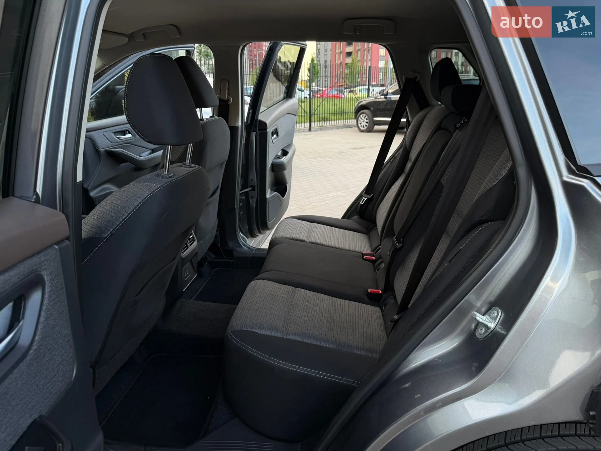 2021 Nissan Rogue - мініатюра 7