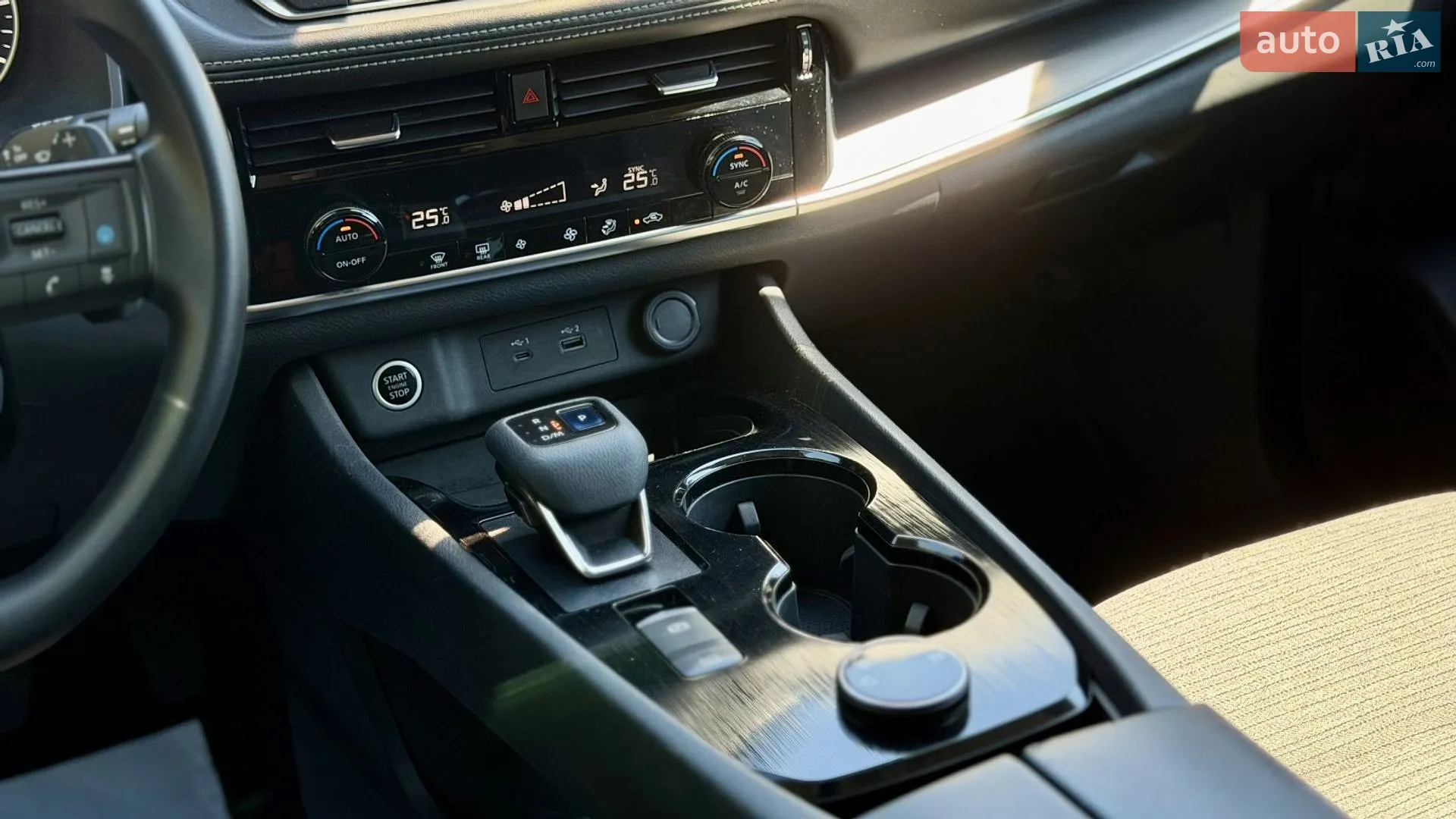 2021 Nissan Rogue - мініатюра 16