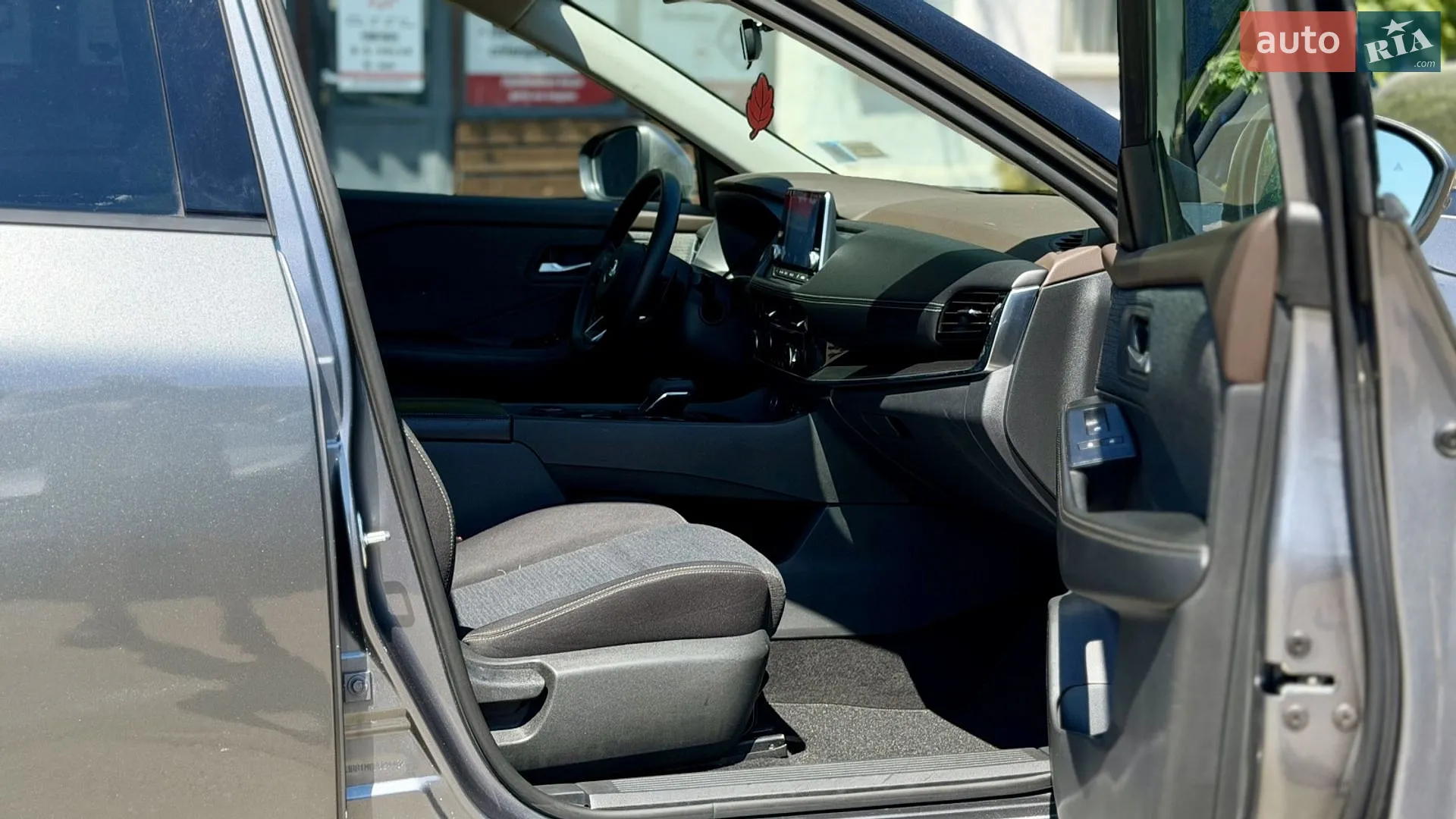 2021 Nissan Rogue - мініатюра 22