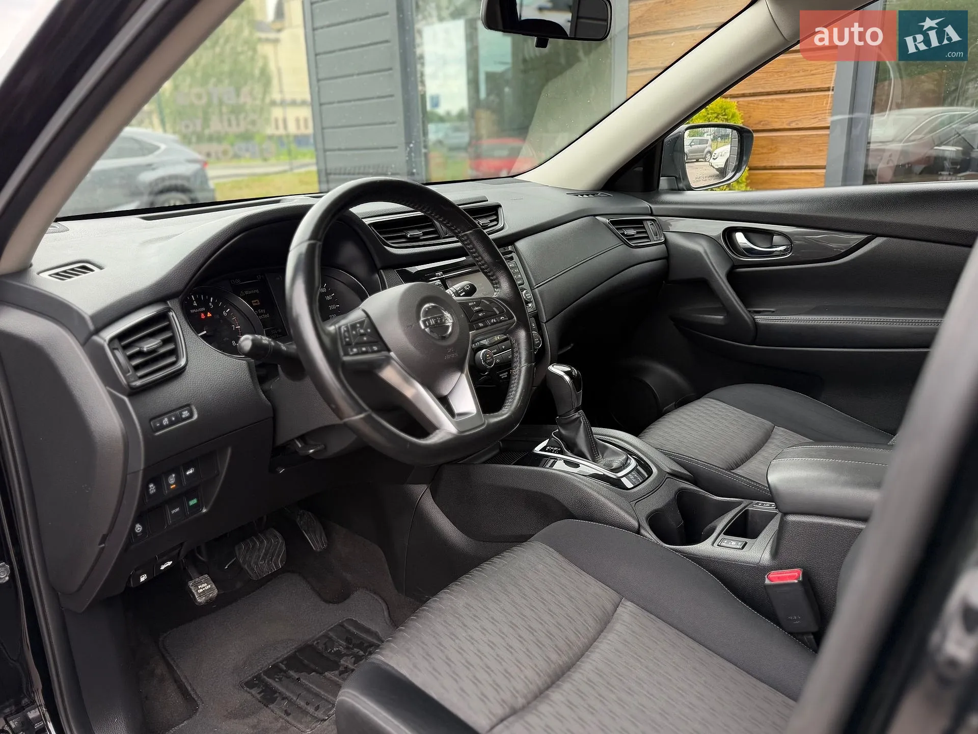 2017 Nissan Rogue - мініатюра 31