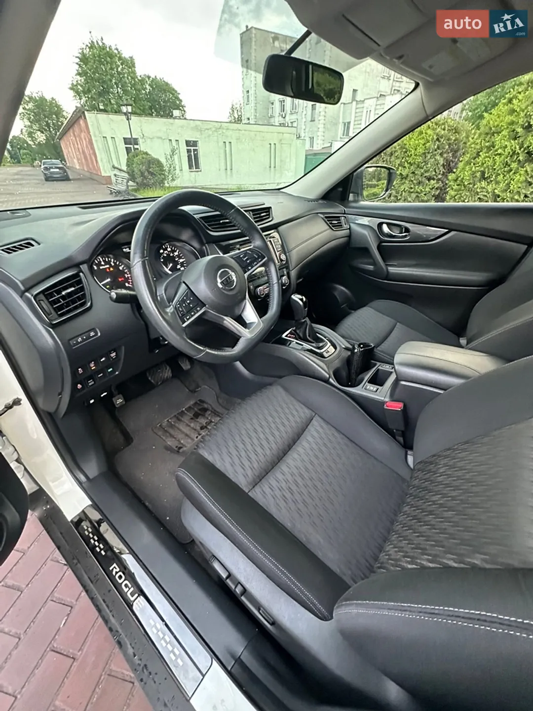 2016 Nissan Rogue - мініатюра 13