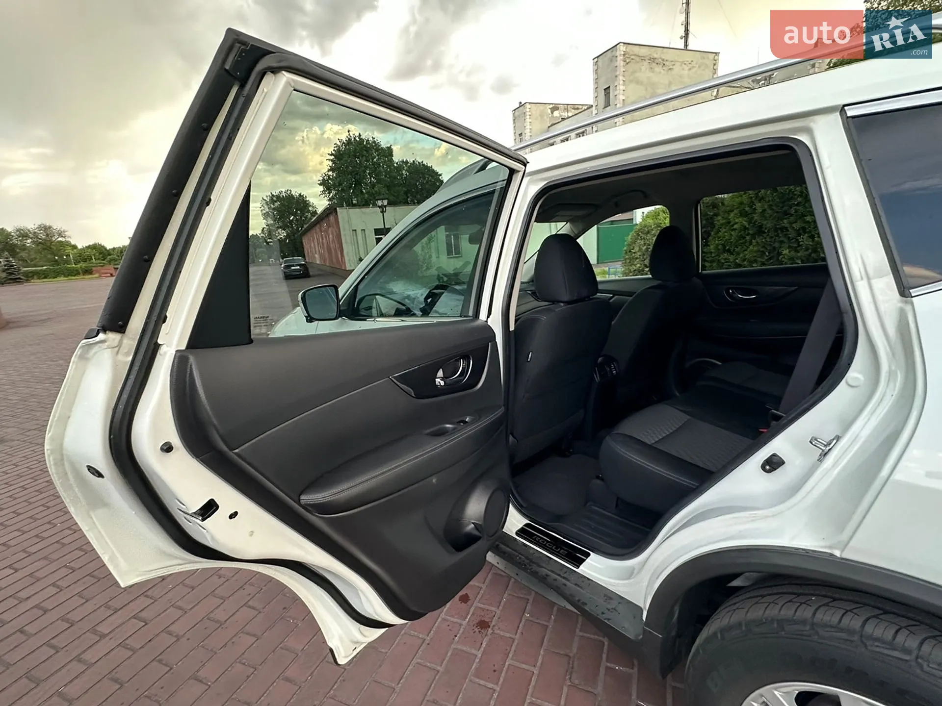 2016 Nissan Rogue - мініатюра 17