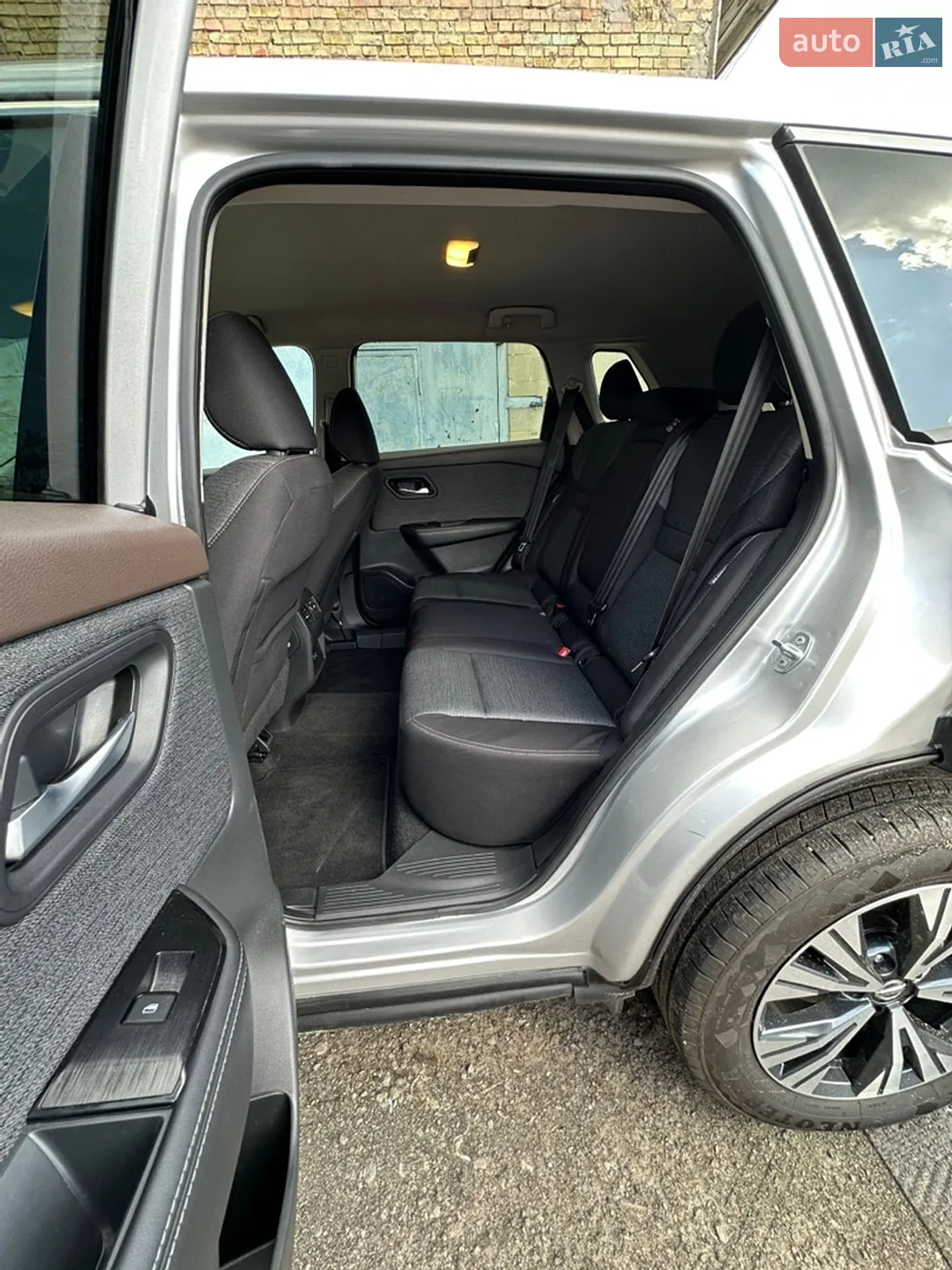 2021 Nissan Rogue - мініатюра 15